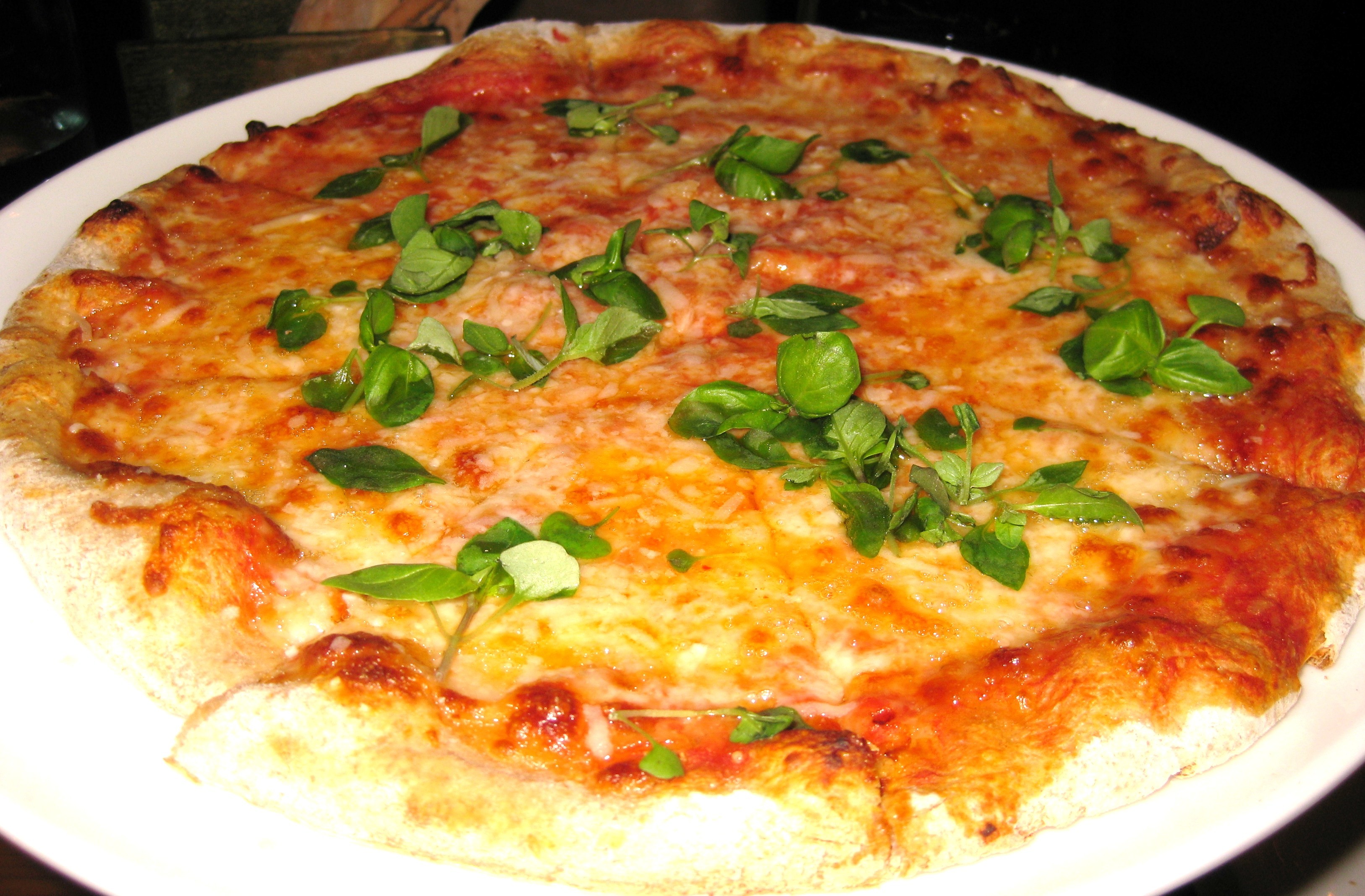 Pizza, Basilico, Formaggio, 2K, sfondo desktop