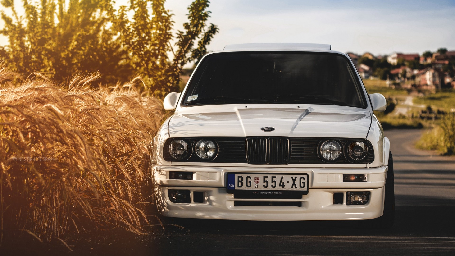 BMW M3 (E30), Bianco, Campo di grano, Full HD, sfondo Windows 11
