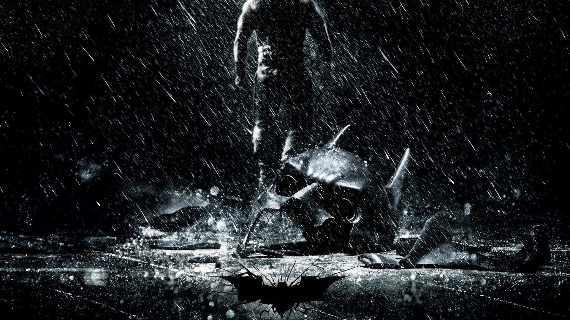 Batman, Il cavaliere oscuro - Il ritorno, Maschera rotta, Pioggia, Bianco e nero, sfondo desktop