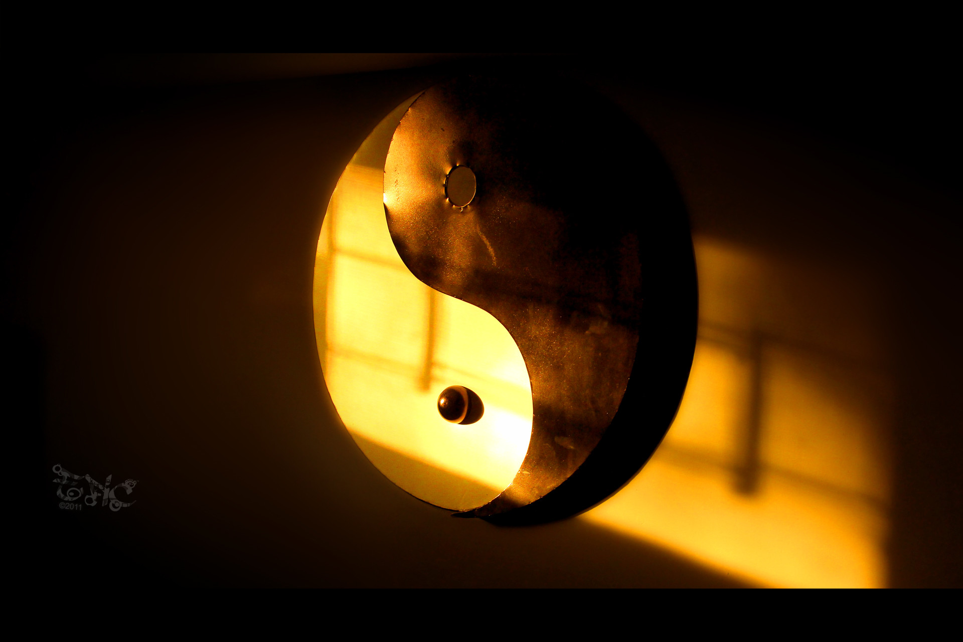 Yin e yang, Ombra, Toni dorati, Full HD, sfondo Windows 11
