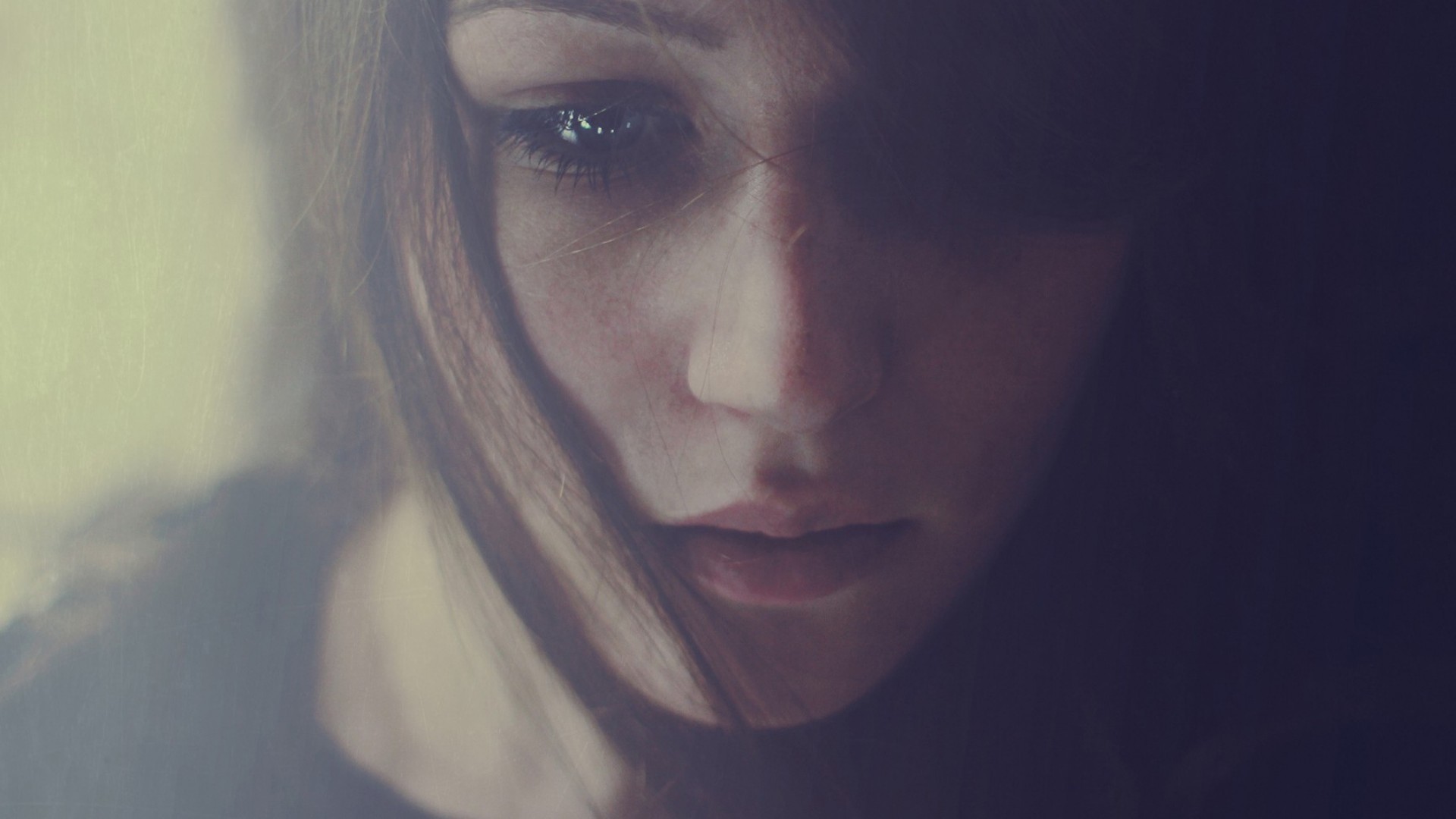 Ragazza triste, Lacrima, Malinconia, Full HD, sfondo Windows 11
