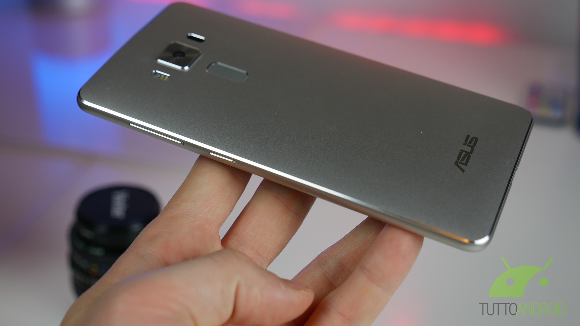 Asus ZenFone 3 Deluxe, Asus, Smartphone, Mano, Retro metallico, 1920x1080, immagine di sfondo