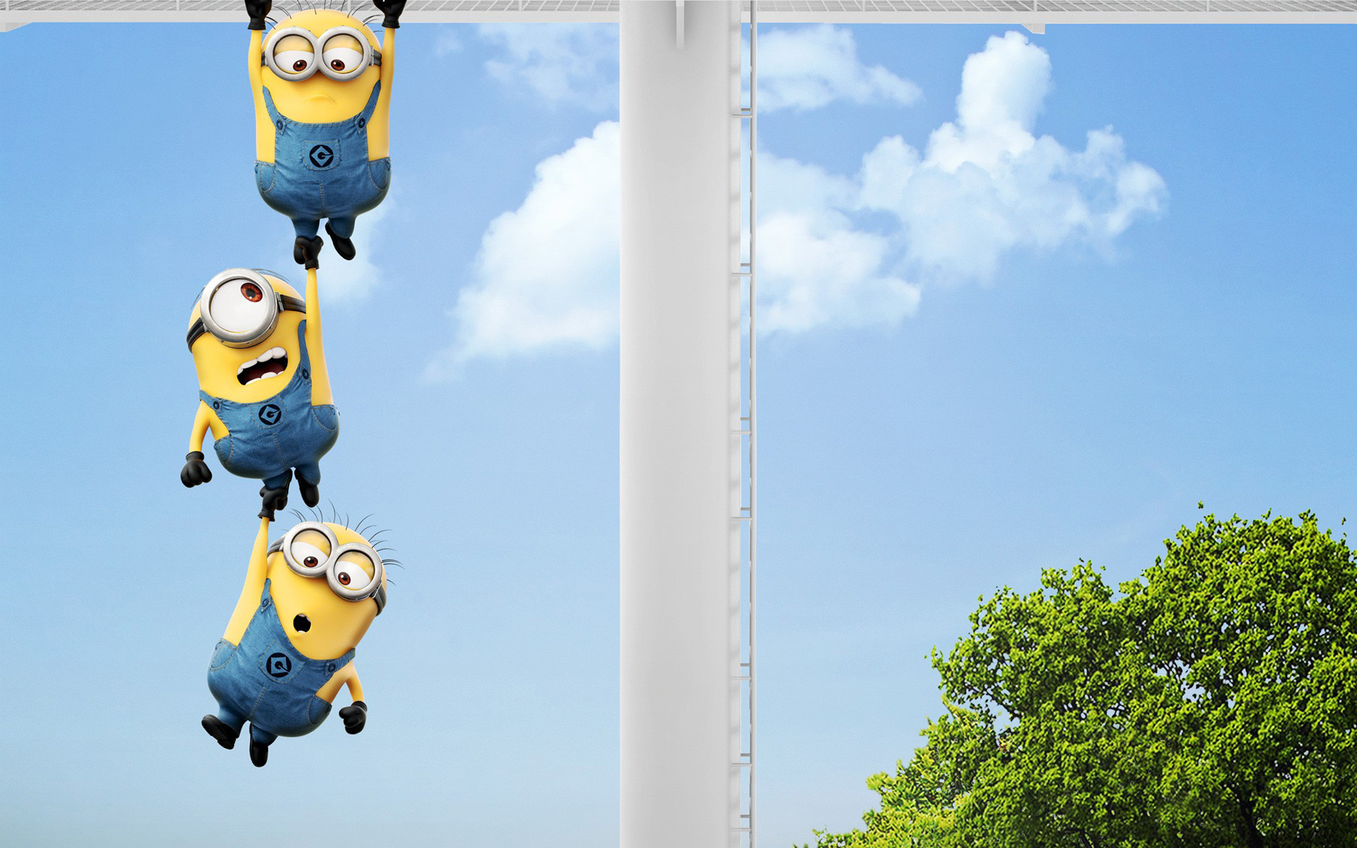 Minion, Cattivissimo me, Catena di Minion, Cielo azzurro, Albero, sfondo per portatile