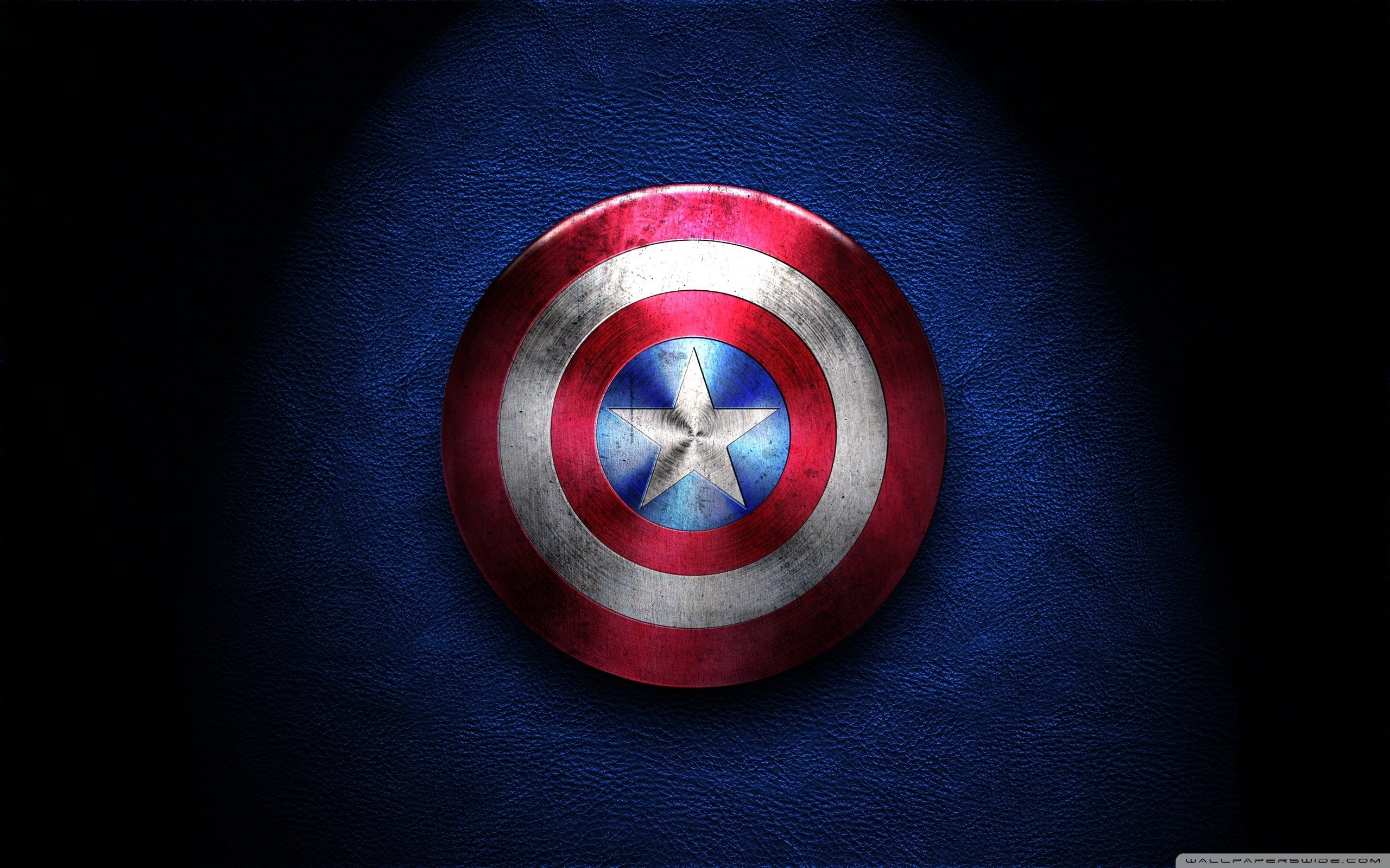 Scudo di Capitan America, Capitan America, Sfondo blu, 2K, wallpaper desktop