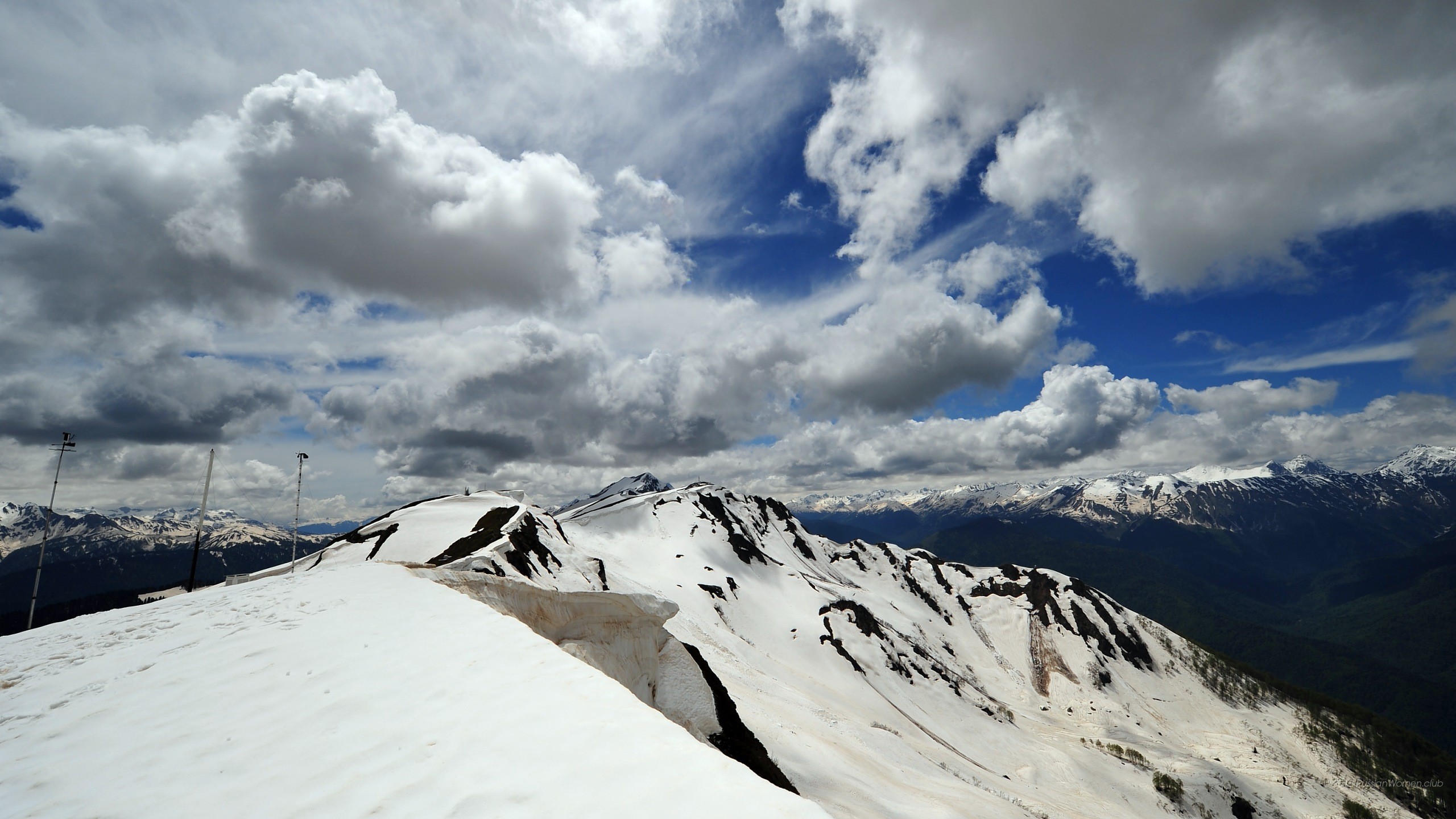 Montagne innevate, Nuvole, Vetta, Cielo, sfondo 2K per desktop