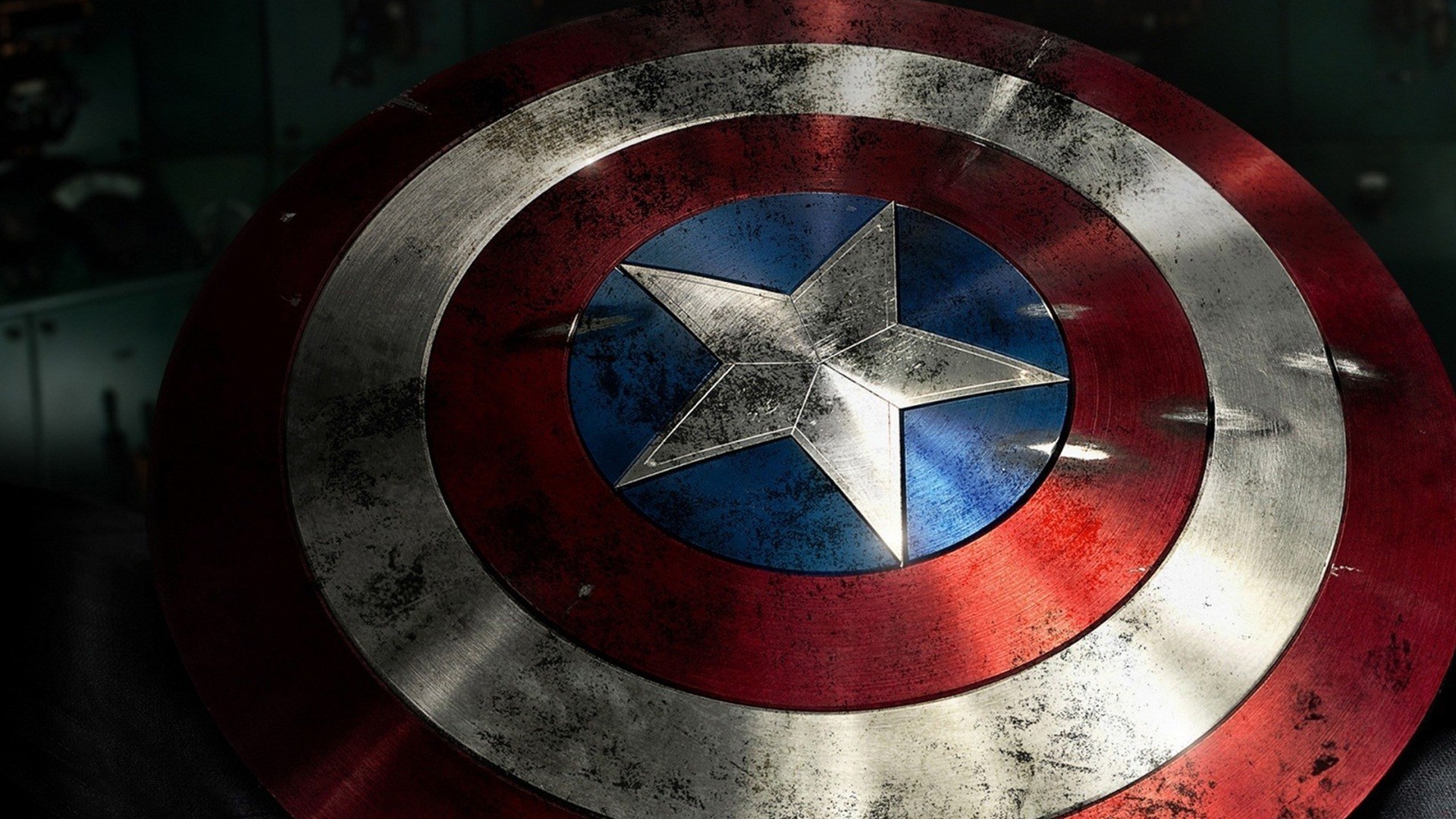 Scudo di Capitan America, Capitan America, Metallo graffiato, Primo piano, sfondo Full HD per PC