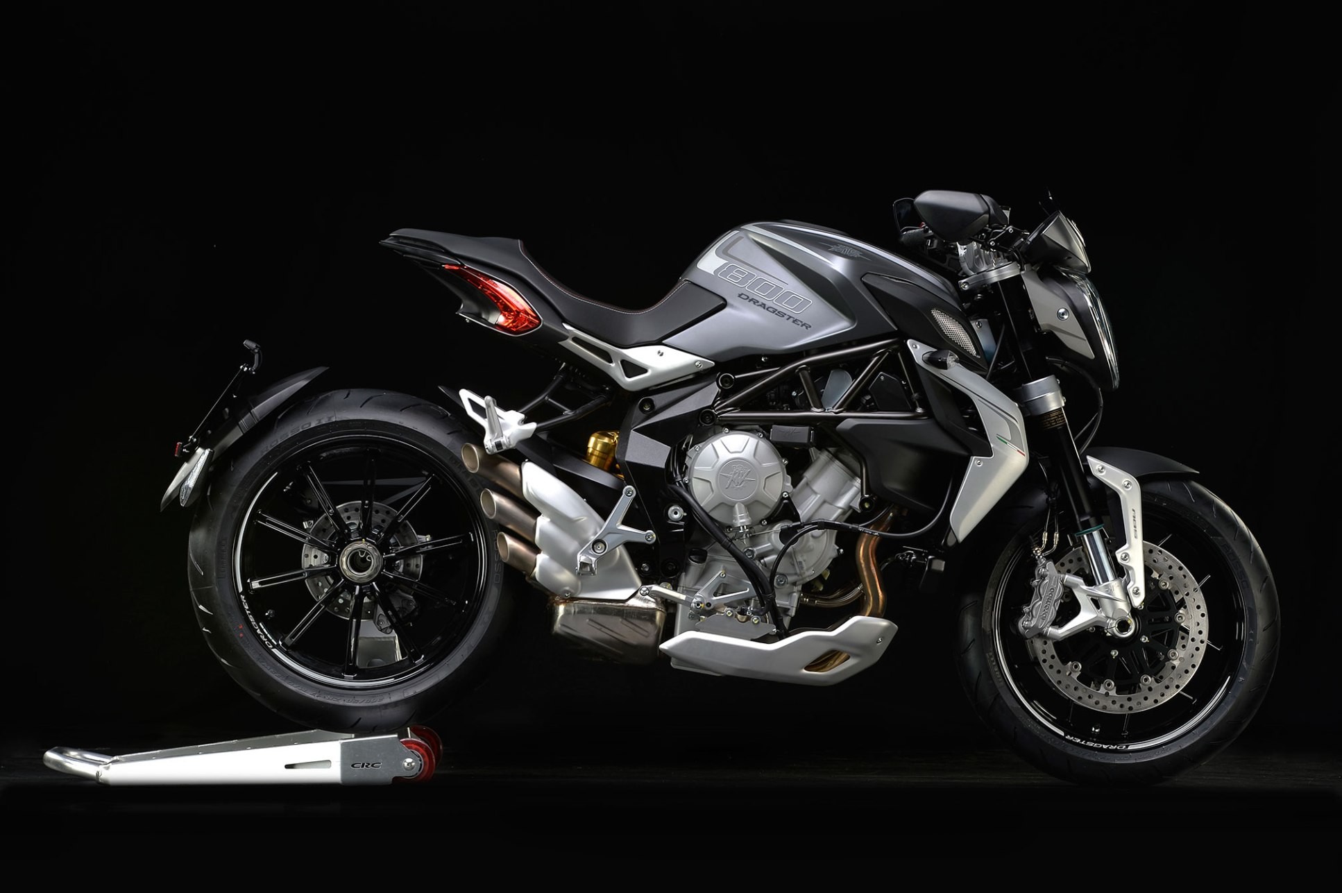 MV Agusta Brutale 800, Naked, Sfondo nero, Full HD, wallpaper desktop