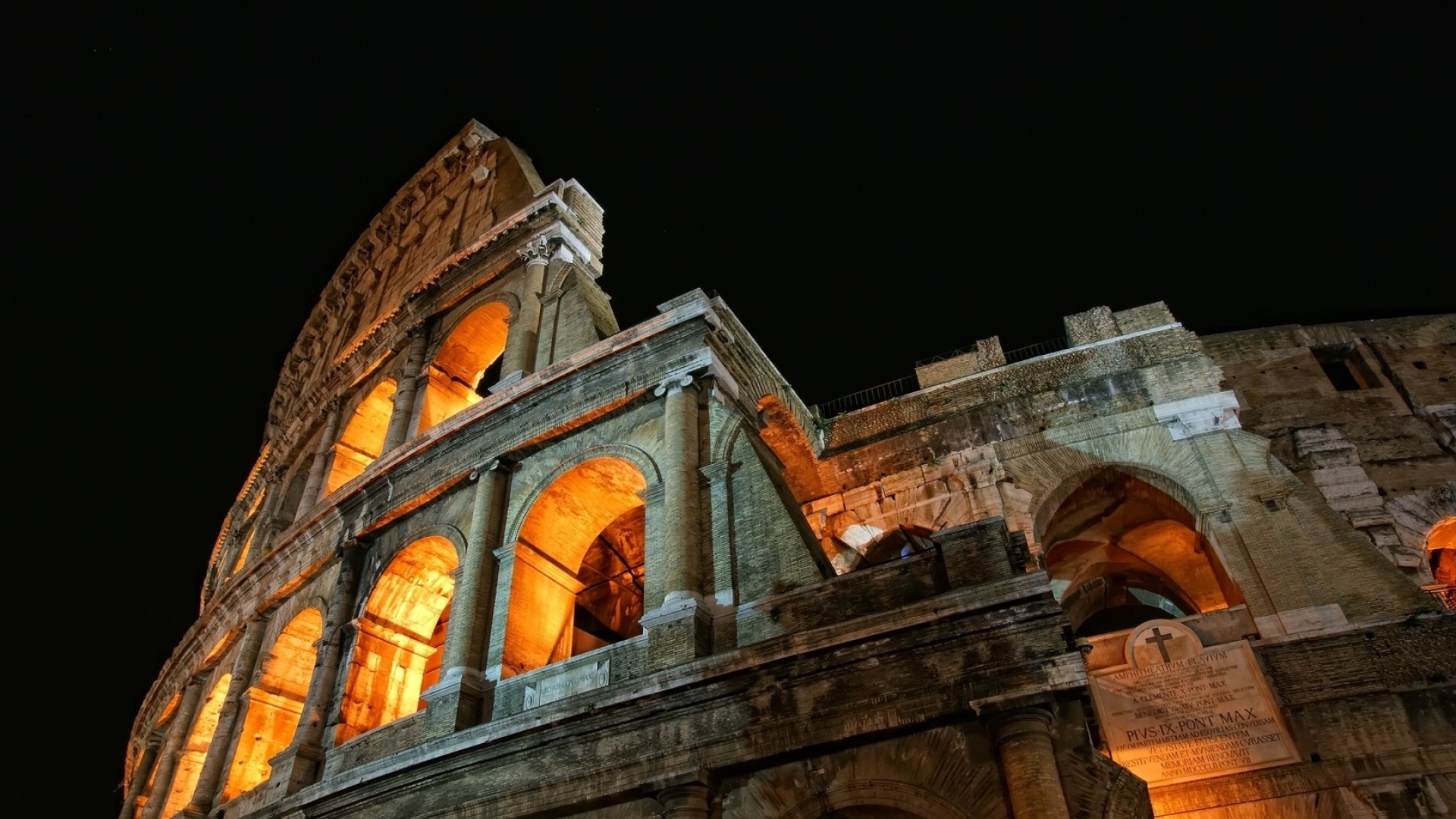 Colosseo, Roma, Notte, Arcate illuminate, Prospettiva dal basso, sfondo desktop 1080p