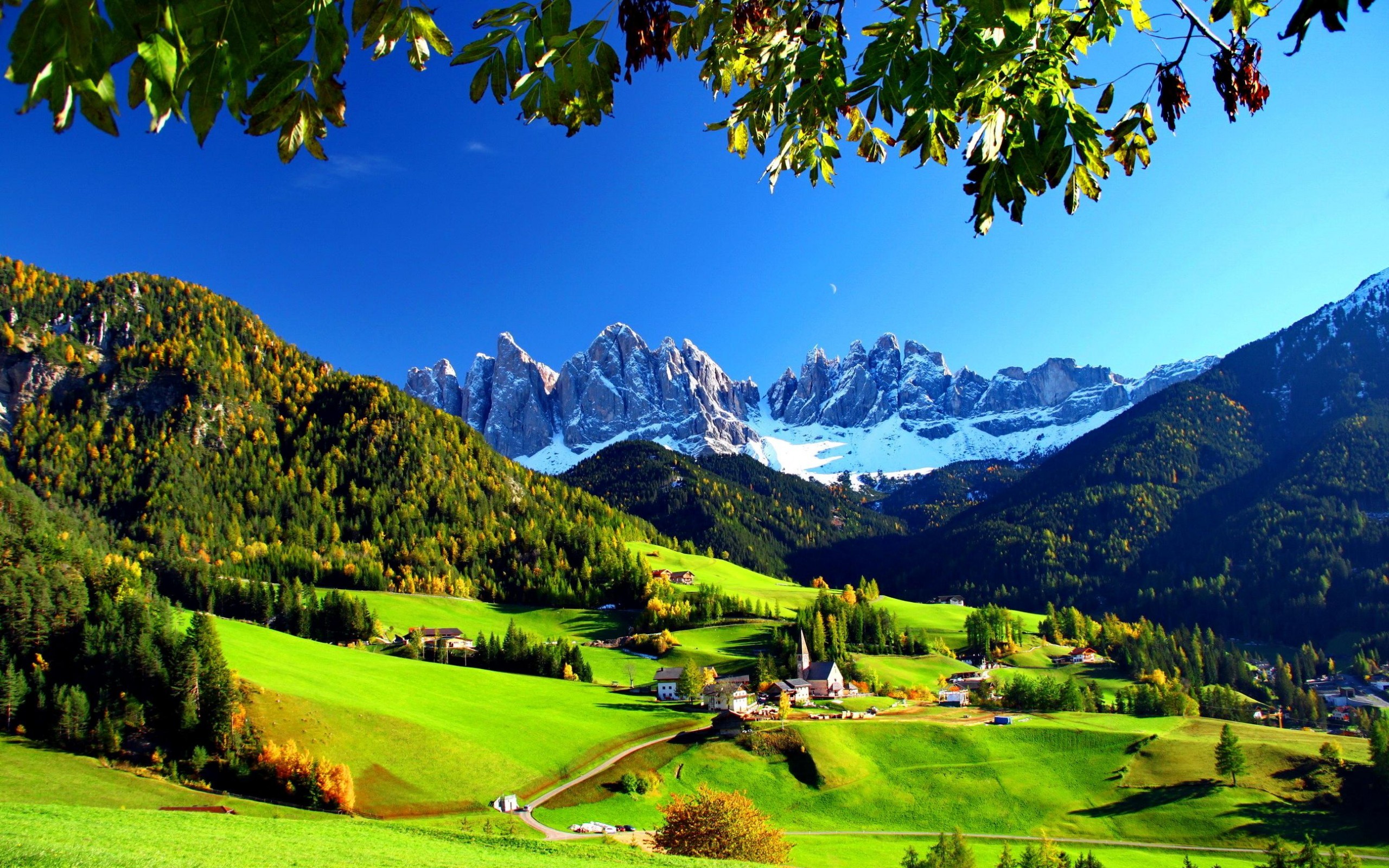Odle, Val di Funes, Dolomiti, Italia, 2560x1600, immagine di sfondo