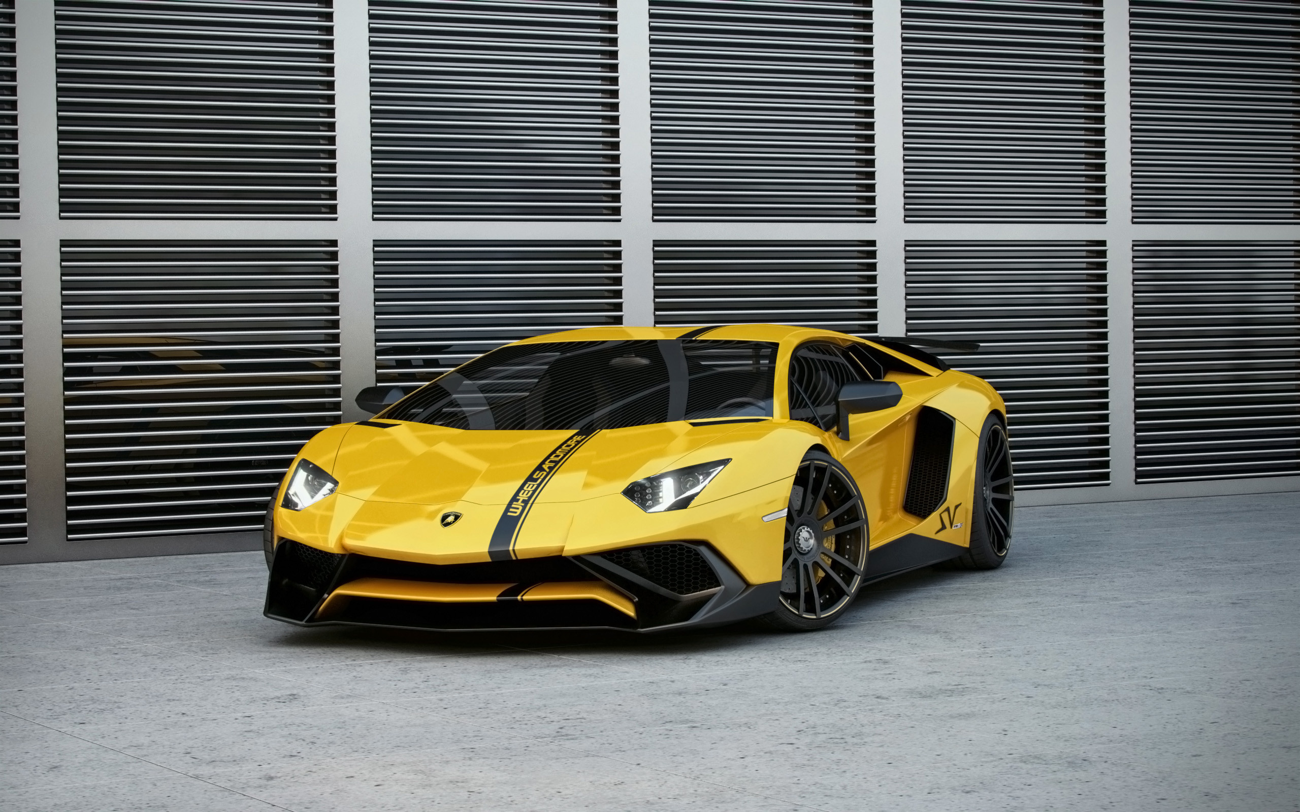 Lamborghini Aventador LP750-4 Superveloce, Giallo, Saracinesca, Supercar, sfondo 2K per portatile
