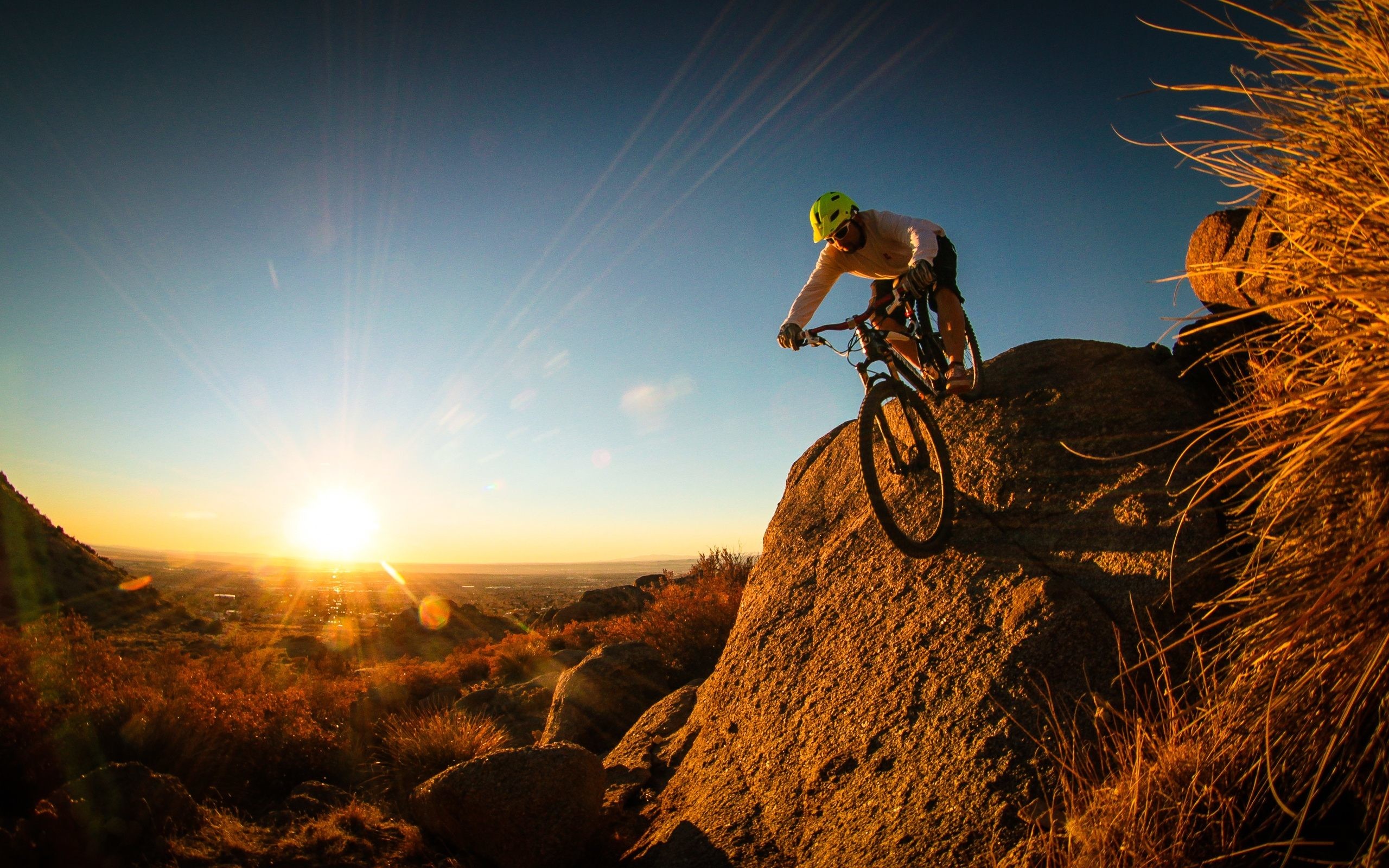 Mountain bike, Ciclista, Rocce, Tramonto, 2K 1600p, sfondo desktop