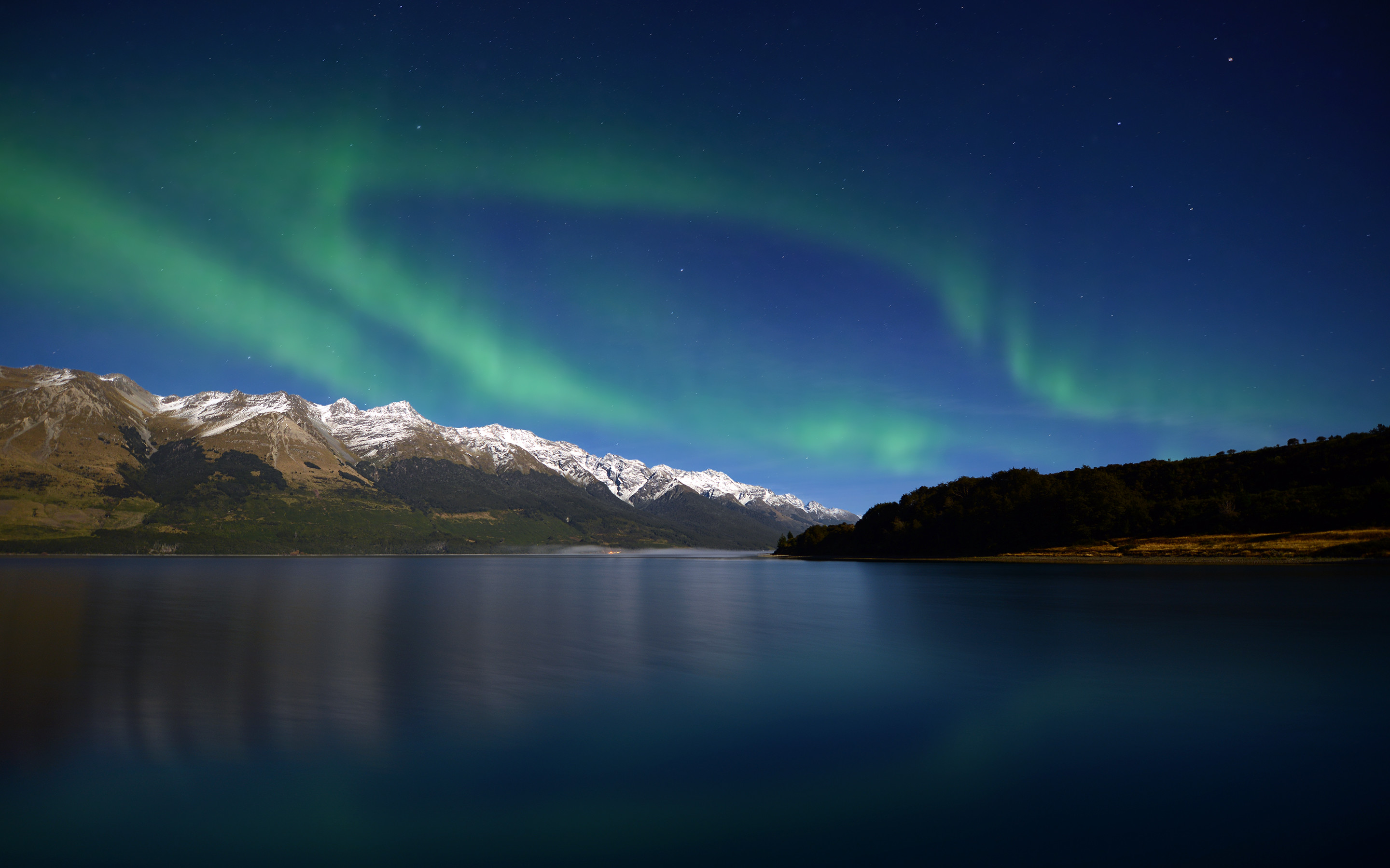Aurora boreale, Lago, Montagne, Notte, 2K, sfondo Mac