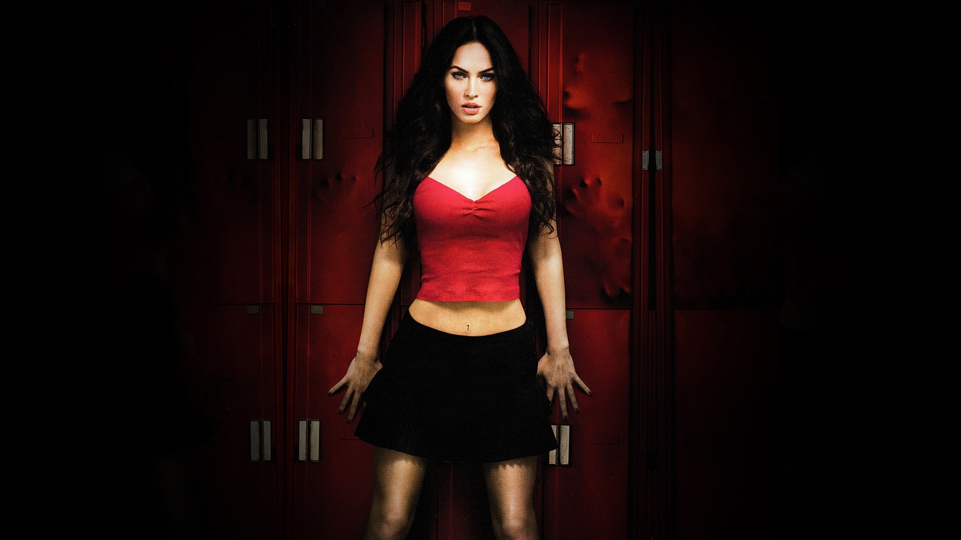 Megan Fox, Jennifer's Body, Top rosso, Sfondo scuro, Full HD, wallpaper per computer