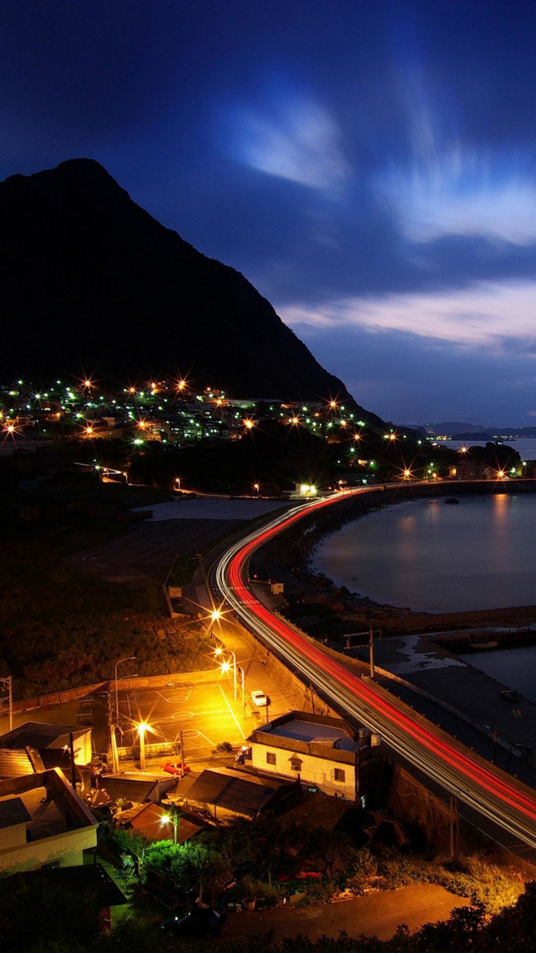 Costa, Strada notturna, Montagne, Luci della città, Full HD, sfondo per smartphone