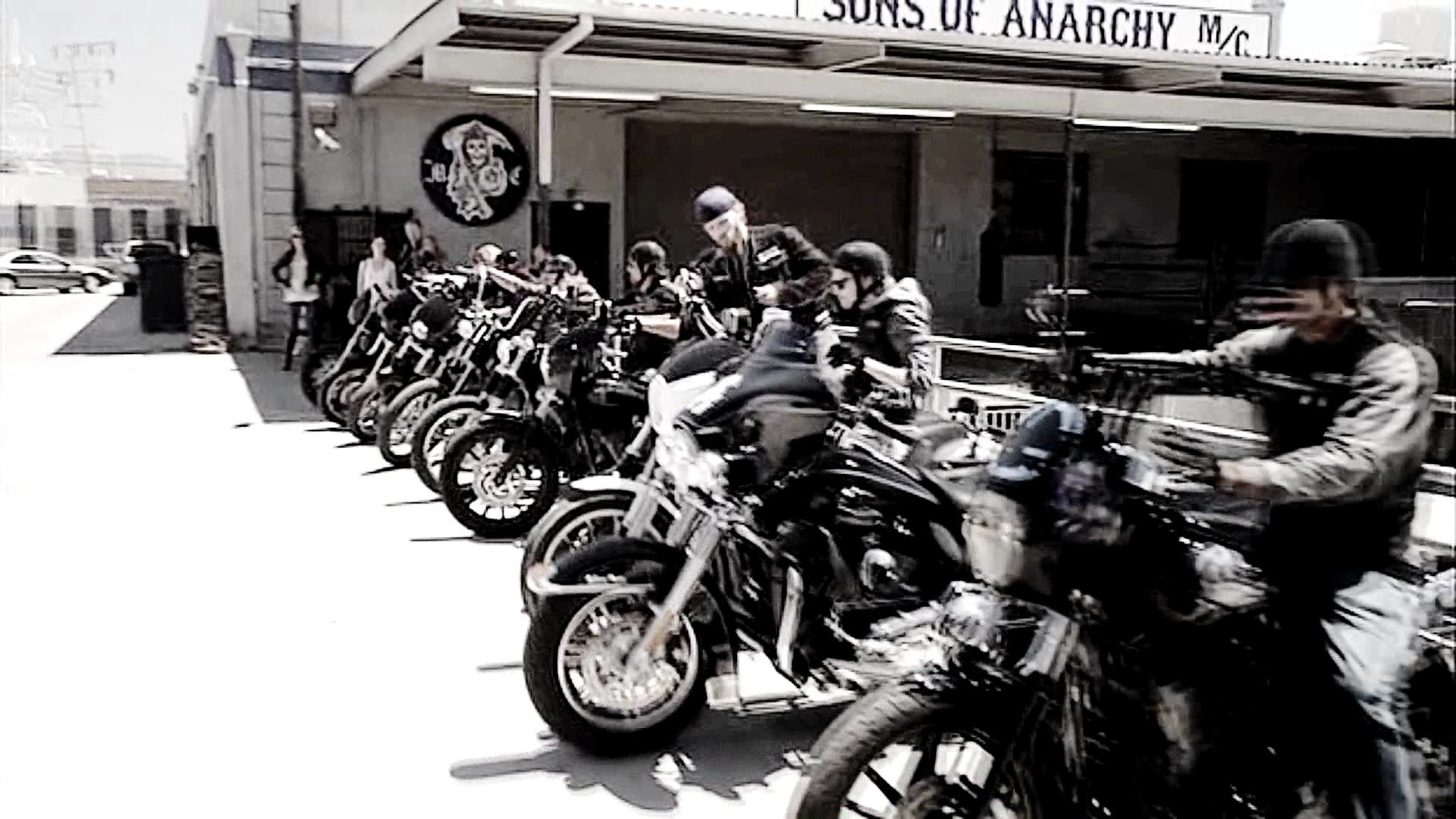 Sons of Anarchy, Teller-Morrow, Moto in fila, Club house, Full HD 1080p, sfondo desktop