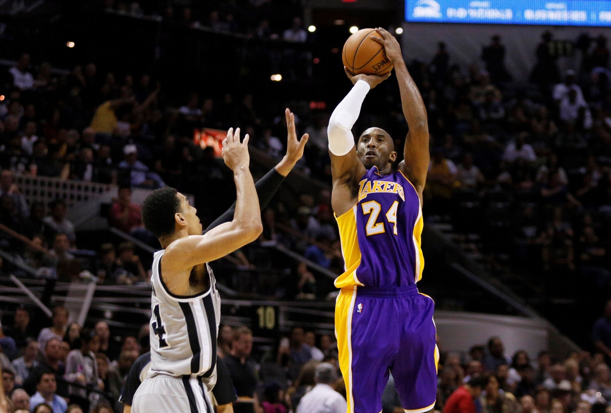 Kobe Bryant, Los Angeles Lakers, San Antonio Spurs, Tiro in sospensione, sfondo Full HD per PC