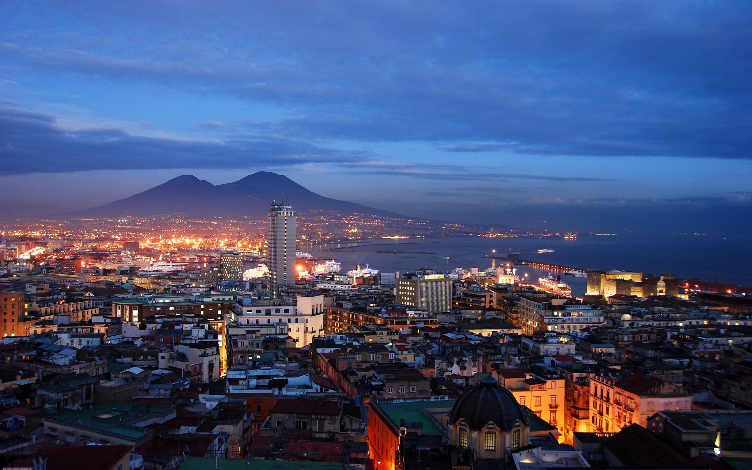 Napoli, Vesuvio, Golfo di Napoli, Italia, Crepuscolo, 2K, sfondo desktop