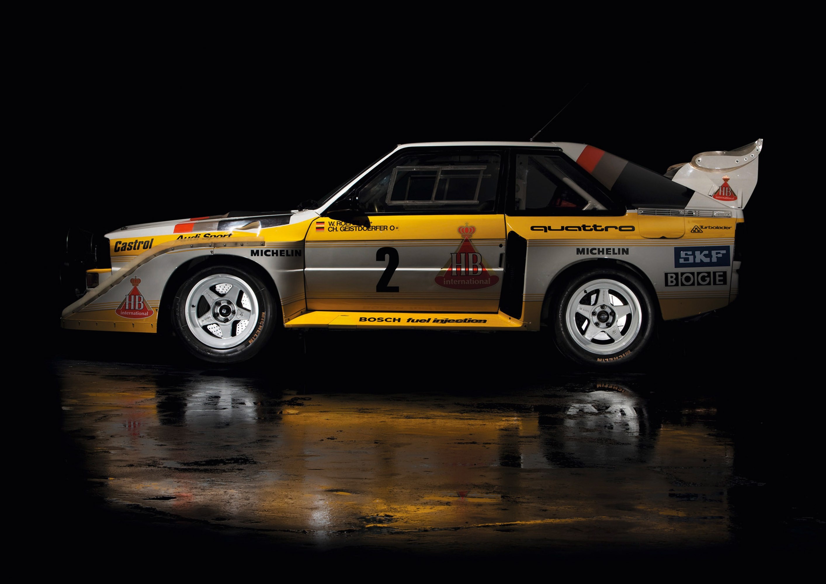 Audi Sport Quattro S1, Gruppo B, Sfondo nero, Riflesso, 2K, wallpaper per PC