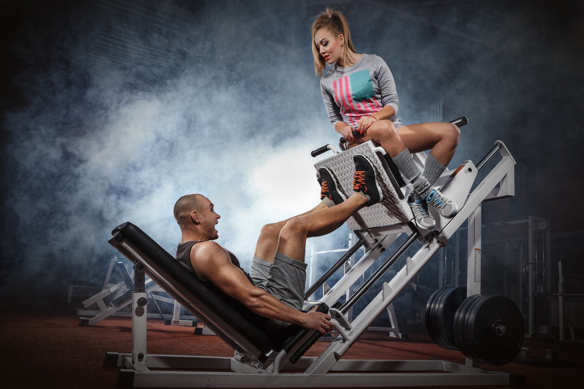 Leg press, Palestra, Coppia, Fitness, Full HD, sfondo desktop