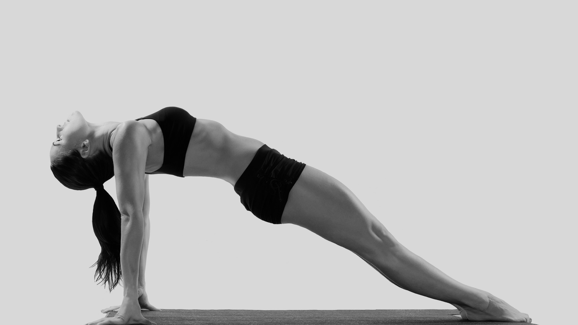 Pilates, Plancia inversa, Donna, Bianco e nero, Full HD, sfondo desktop