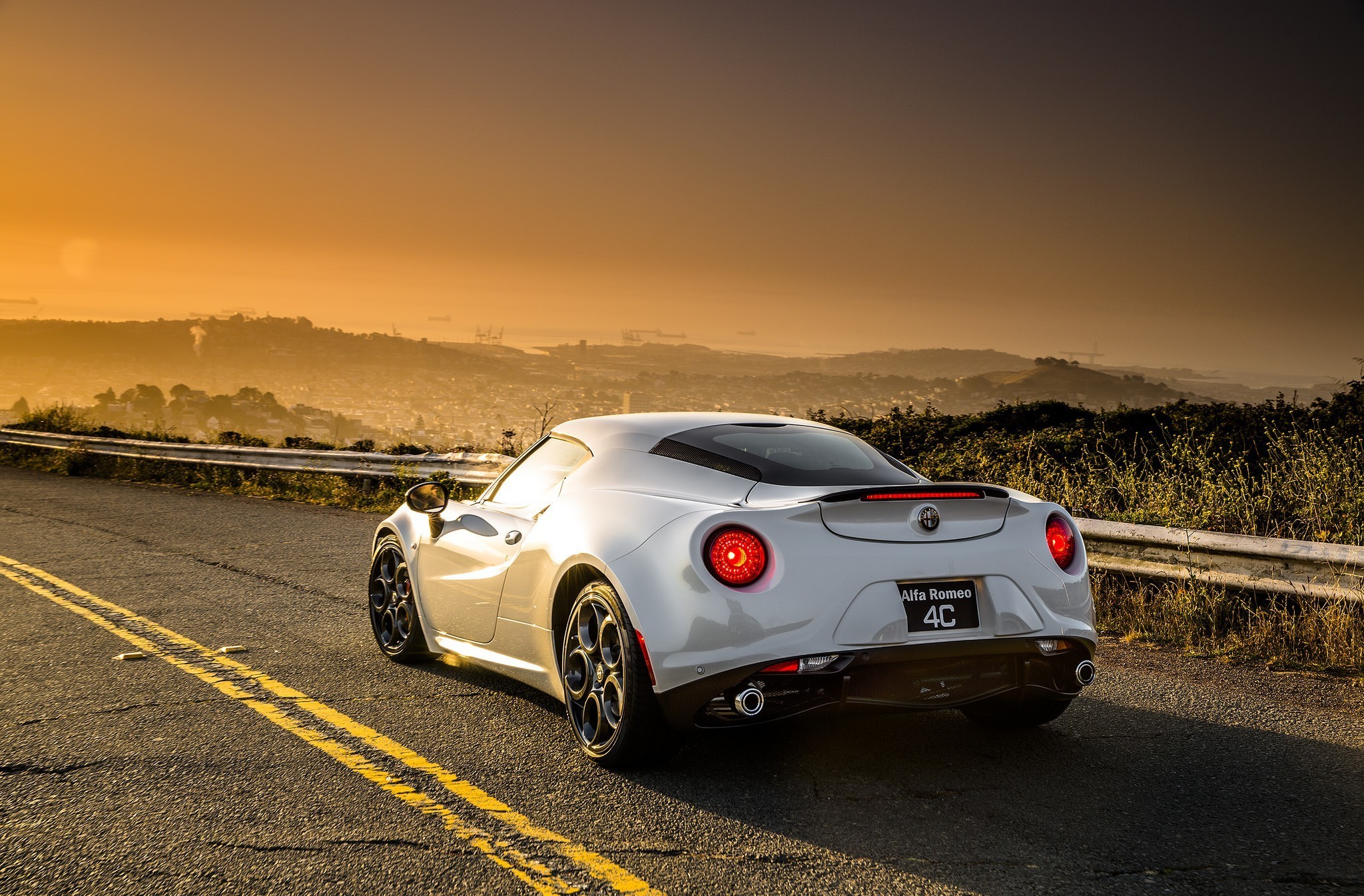 Alfa Romeo 4C, Bianco, Tramonto, Strada, Full HD, sfondo per PC