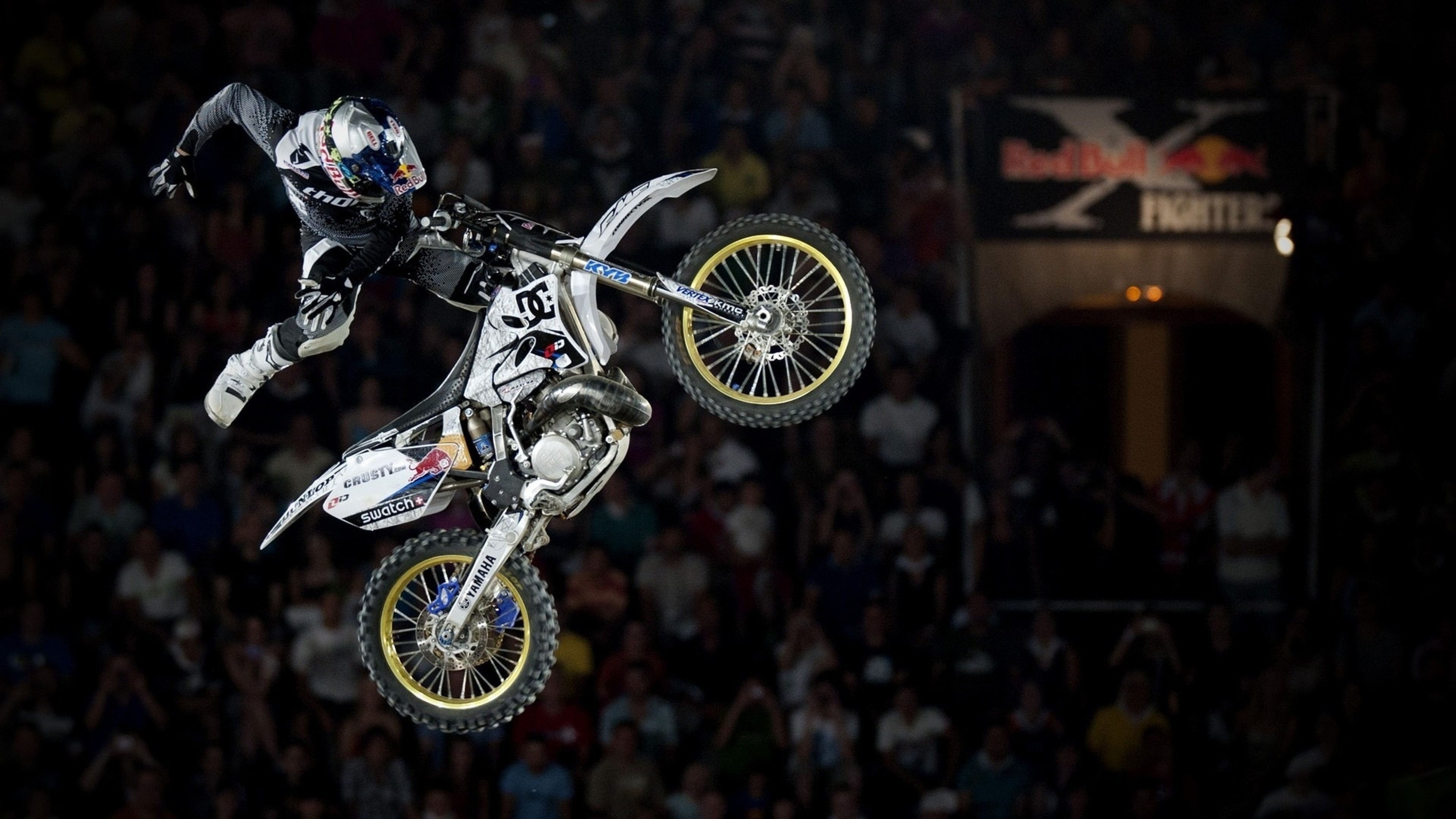 Red Bull X-Fighters, Motocross freestyle, Acrobazia, Pubblico, 3840x2160, sfondo per PC