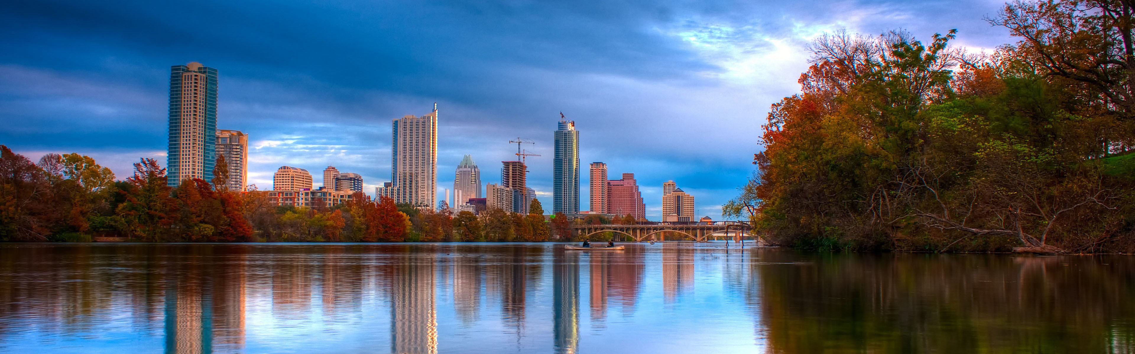 Austin, Skyline, Lady Bird Lake, Riflesso, Autunno, doppio schermo, sfondo Full HD