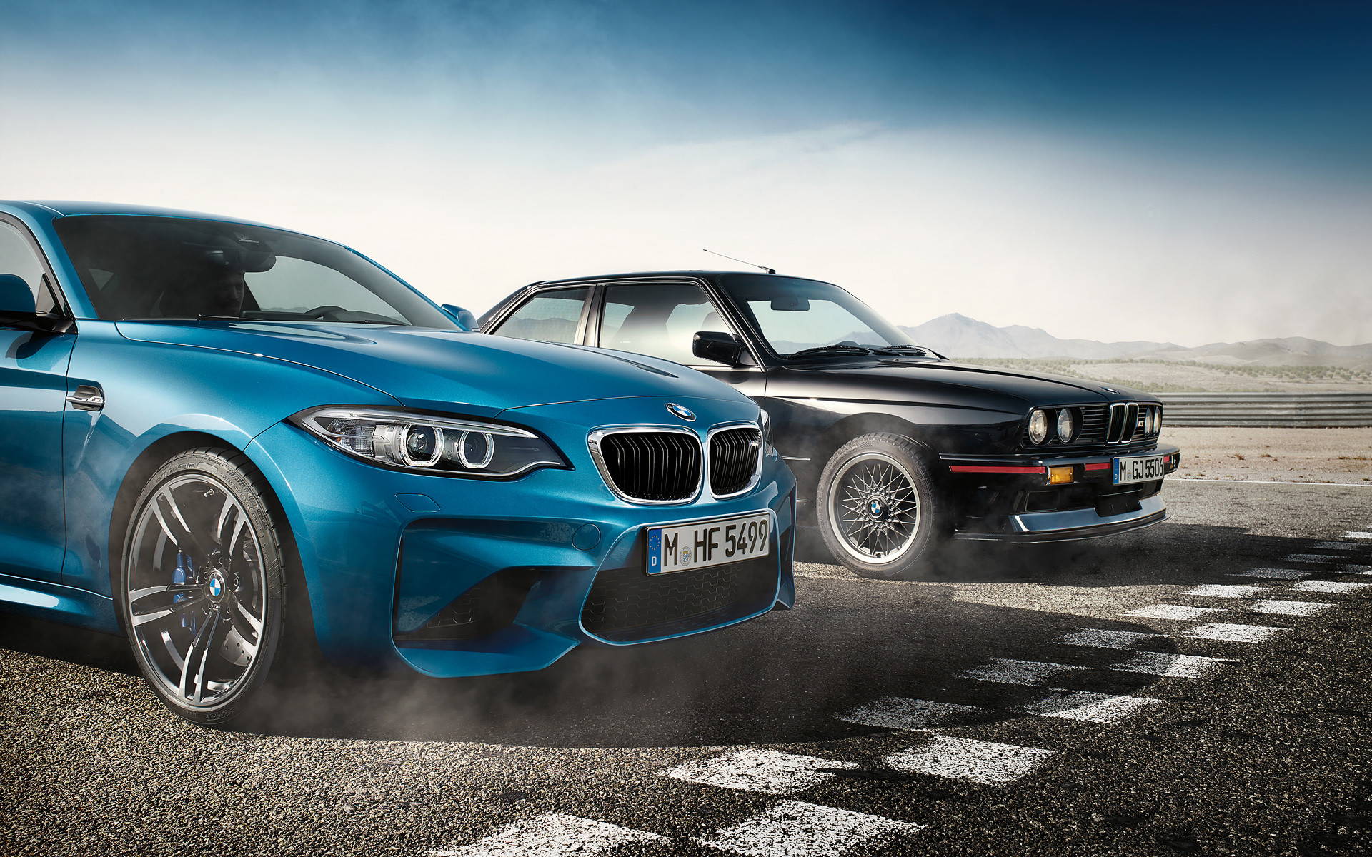 BMW M2 Coupé (F87), BMW M3 (E30), BMW M, Pista, Fumo, 16:10 Full HD, sfondo widescreen