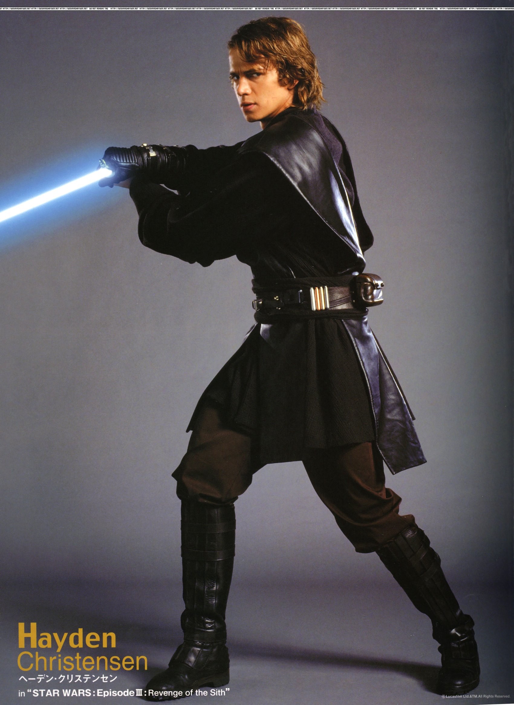 Anakin Skywalker, Hayden Christensen, Star Wars, Spada laser blu, Sfondo grigio, wallpaper QHD+