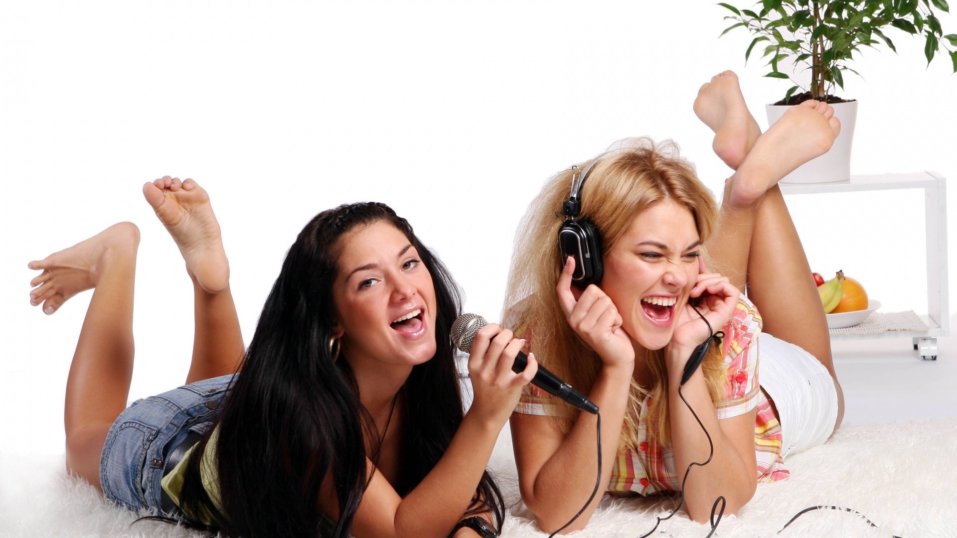 Amiche, Karaoke, Cuffie, Risate, 1920x1080, sfondo per PC