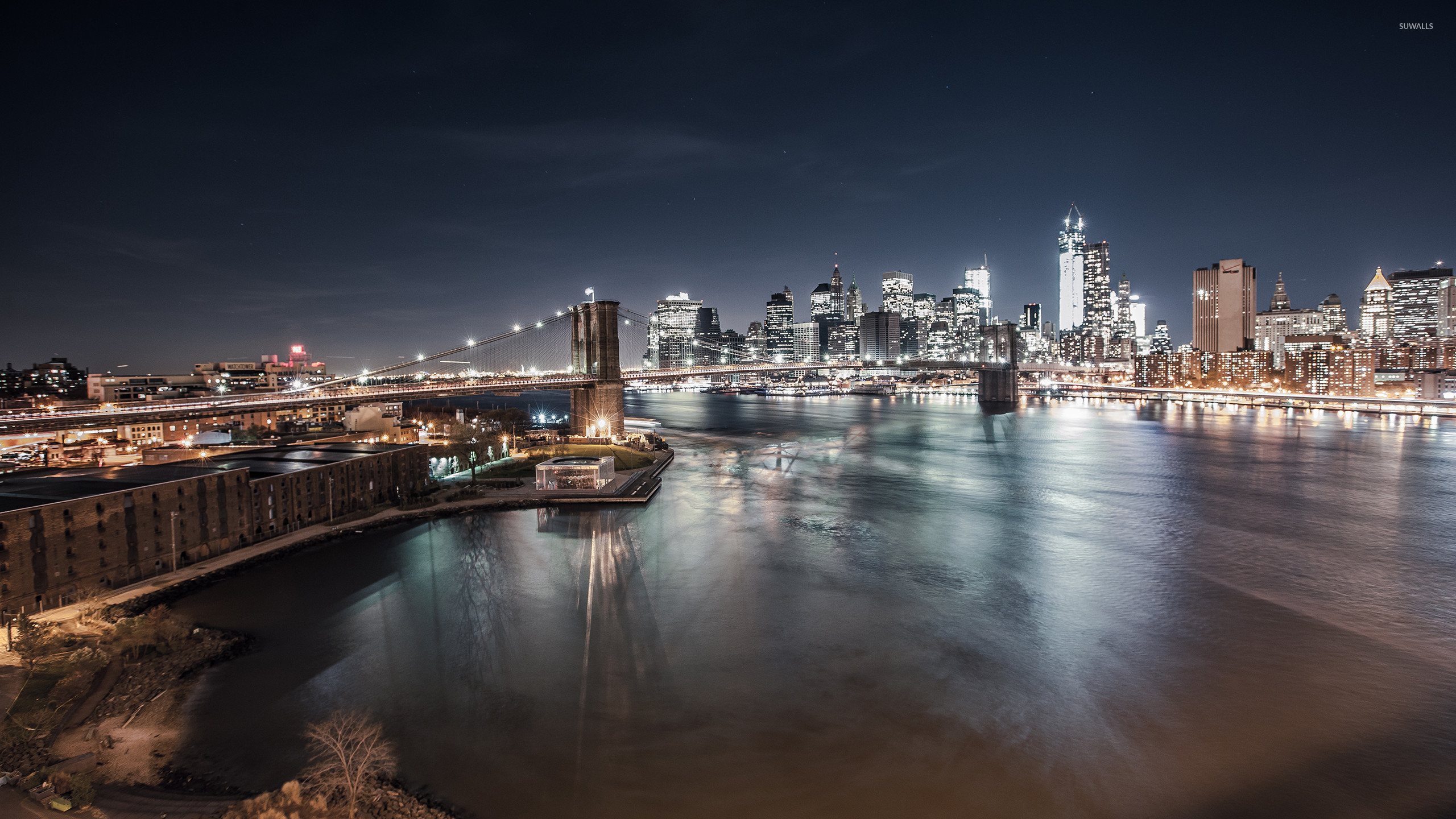 Ponte di Brooklyn, Lower Manhattan, East River, Notte, 2K 1440p, sfondo desktop