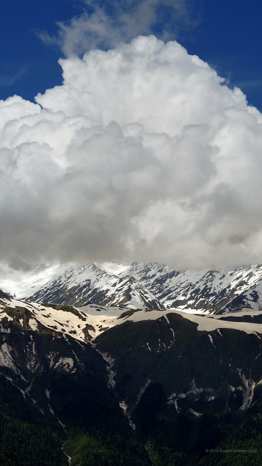 Nuvole, Montagne innevate, Cielo azzurro, Full HD, sfondo verticale per cellulare