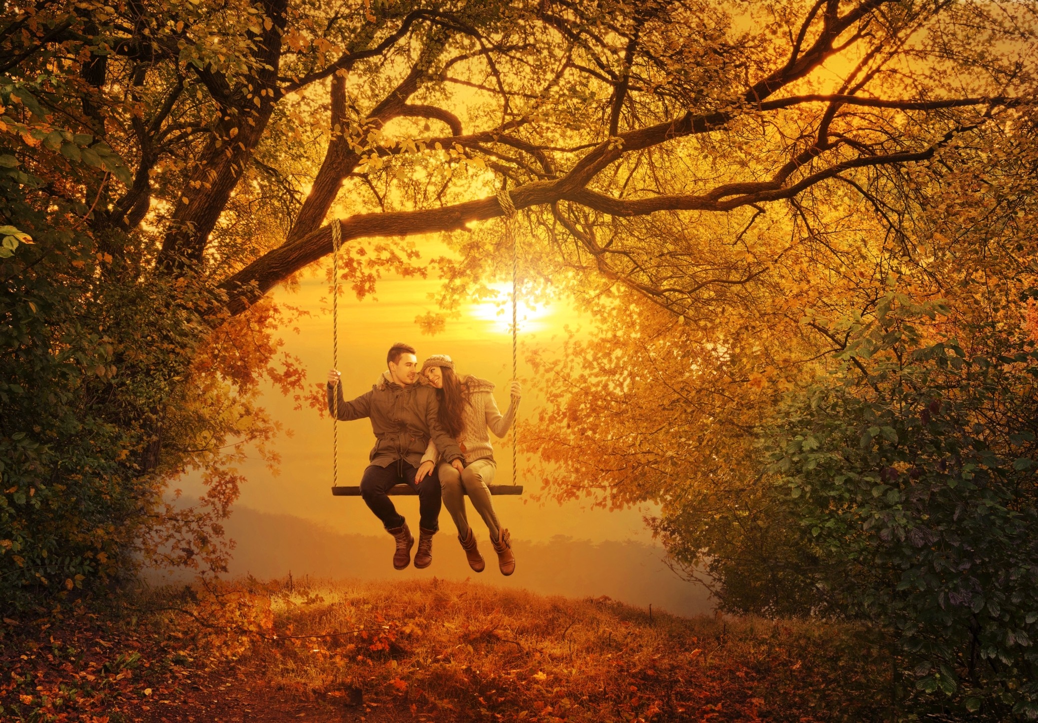 Coppia, Altalena, Albero, Luce dorata, Romantico, Full HD, sfondo per PC e portatile
