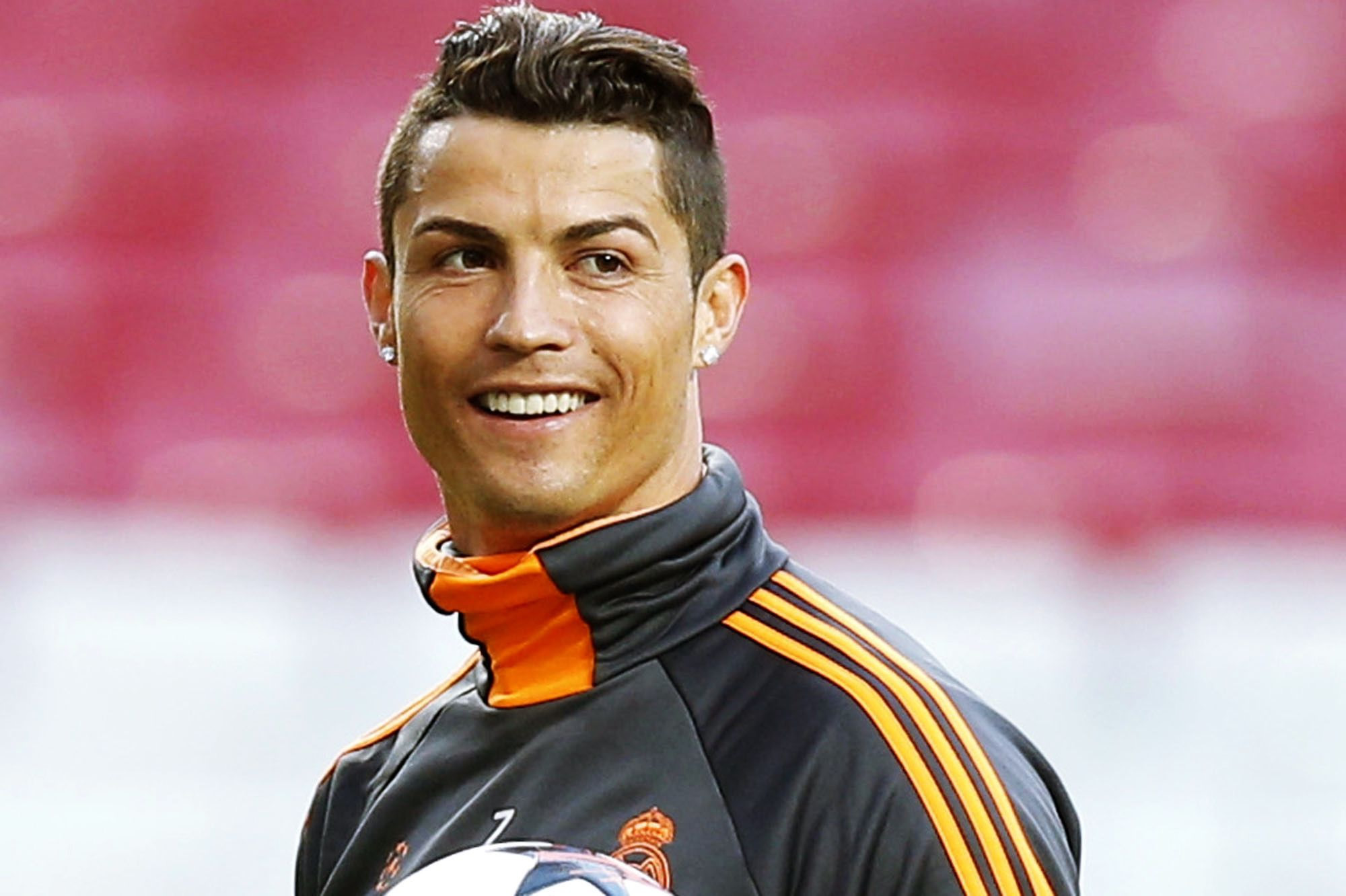 Cristiano Ronaldo, Real Madrid, Sorriso, Tuta da allenamento, Full HD, sfondo desktop