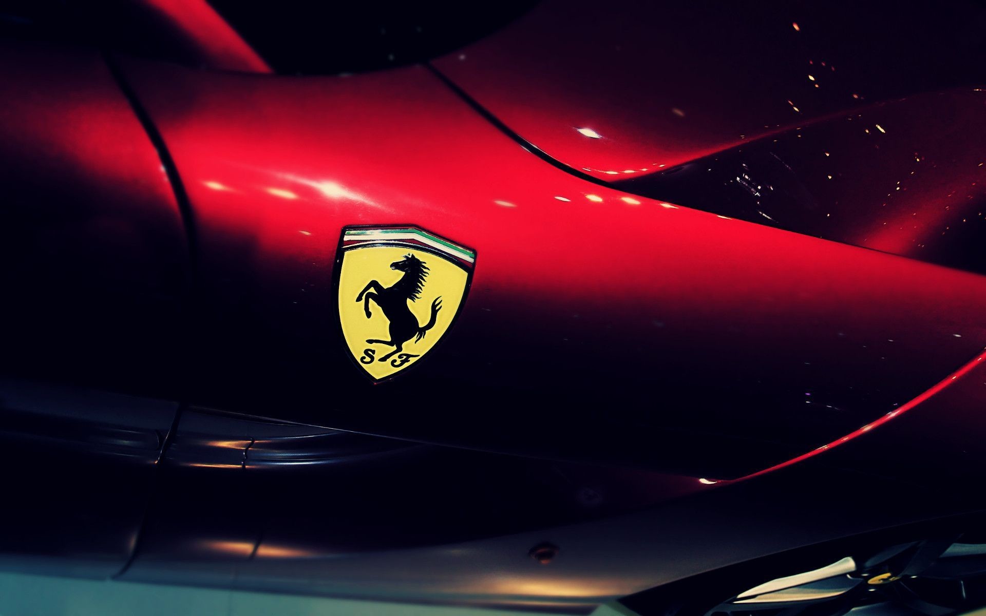 Logo Ferrari, Cavallino rampante, Carrozzeria rossa, Dettaglio, 1920x1200, sfondo MacBook Pro