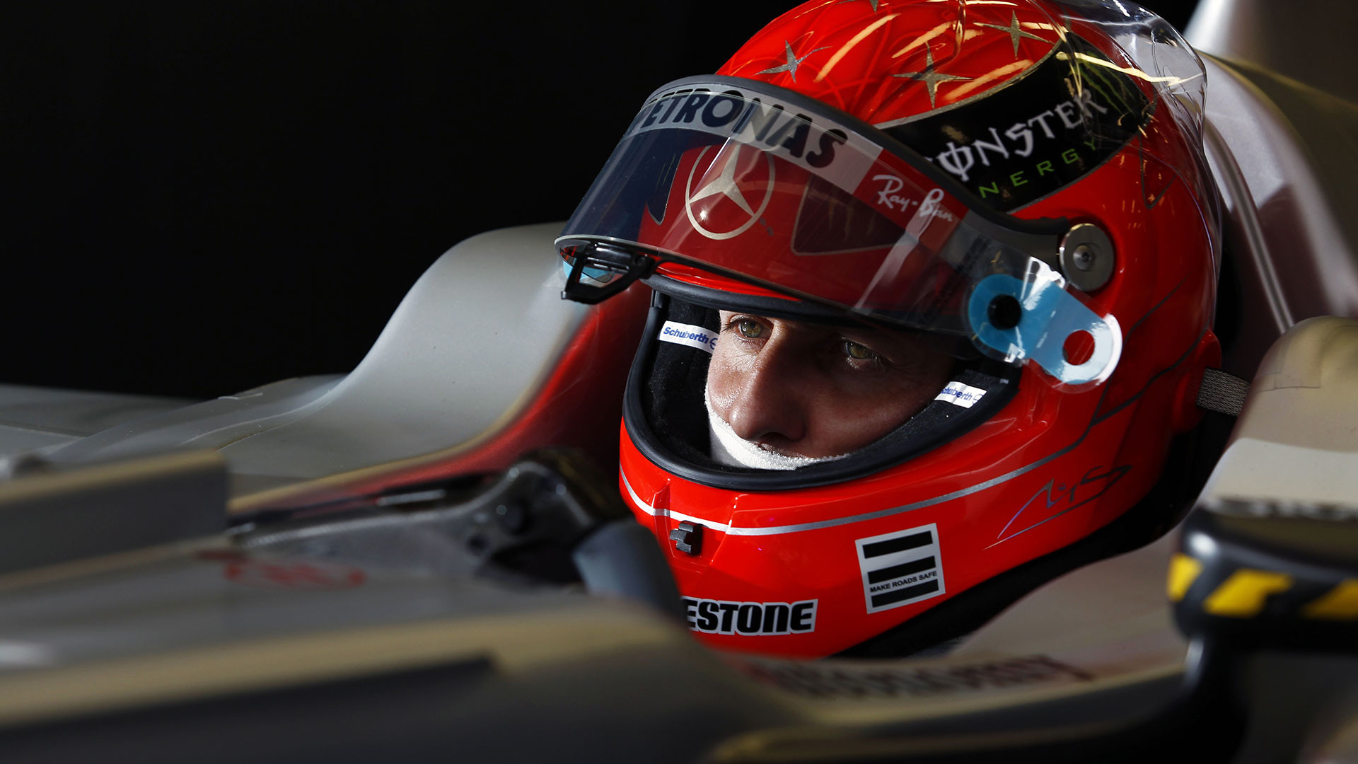 Michael Schumacher, Mercedes GP, Petronas, Casco, Formula 1, 1920x1080, wallpaper desktop