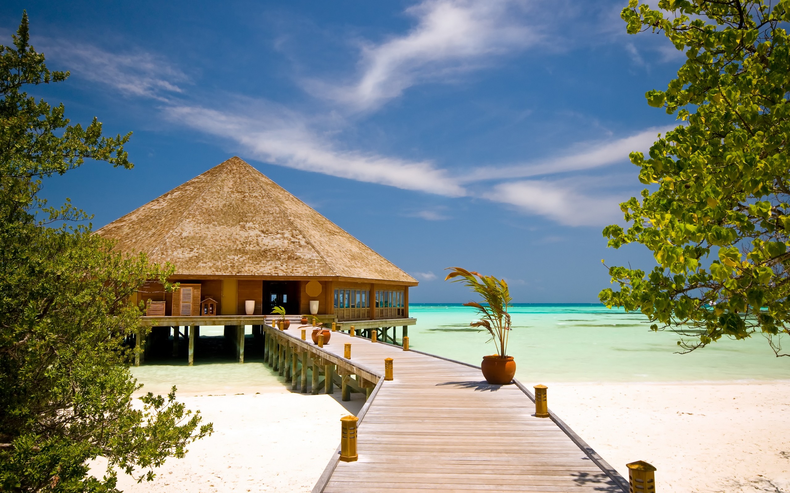 Bungalow, Pontile, Spiaggia tropicale, 2K, sfondo per PC e portatile