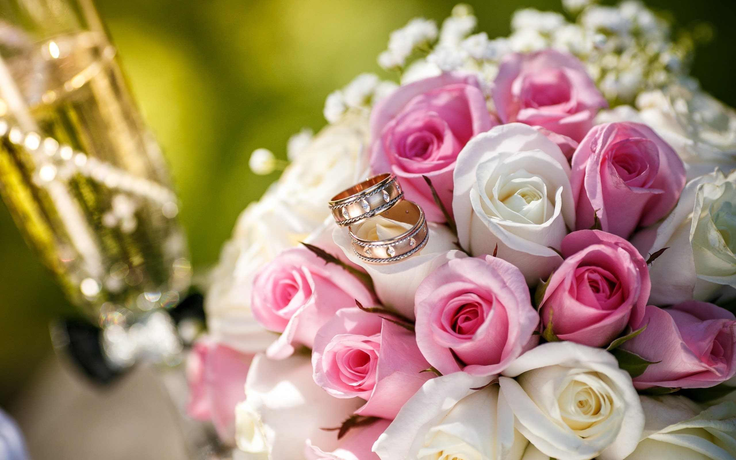 Bouquet da sposa, Fedi nuziali, Rose rosa, Champagne, 2K, sfondo per PC