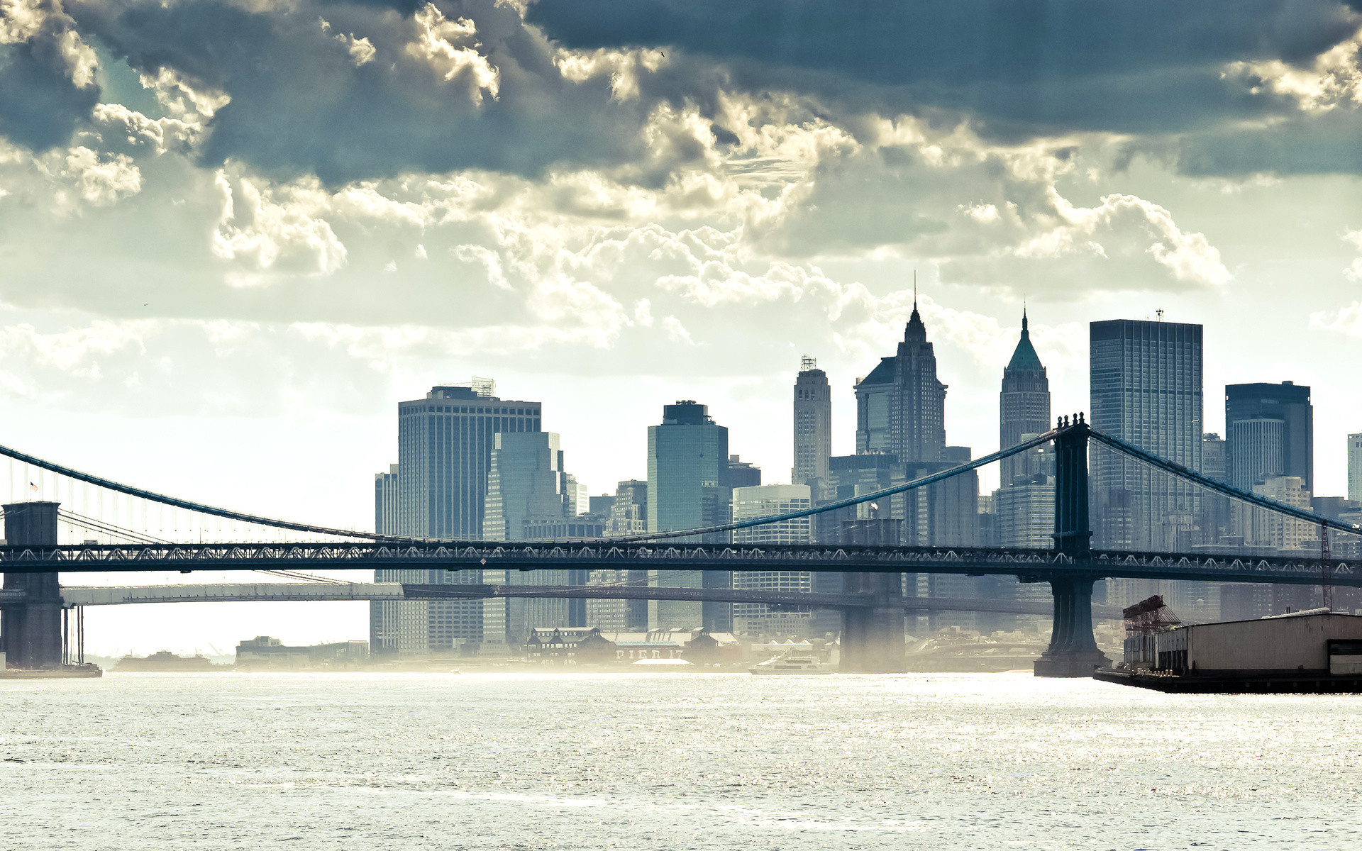 Ponte di Manhattan, New York, Skyline, Fiume, Nuvole, Full HD, sfondo Windows 11