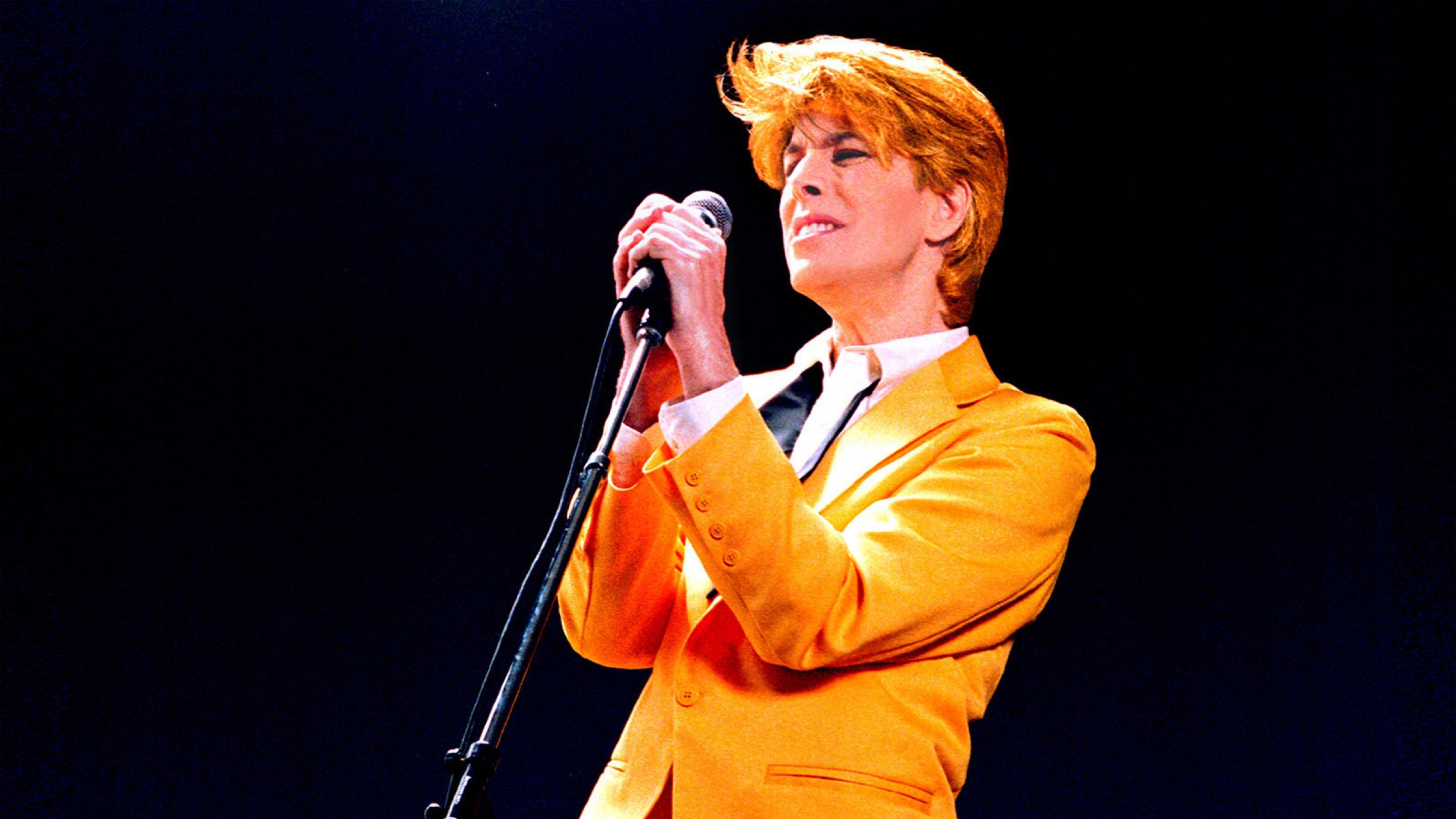 David Bowie, Concerto, Microfono, Giacca arancione, 4K, sfondo per portatile