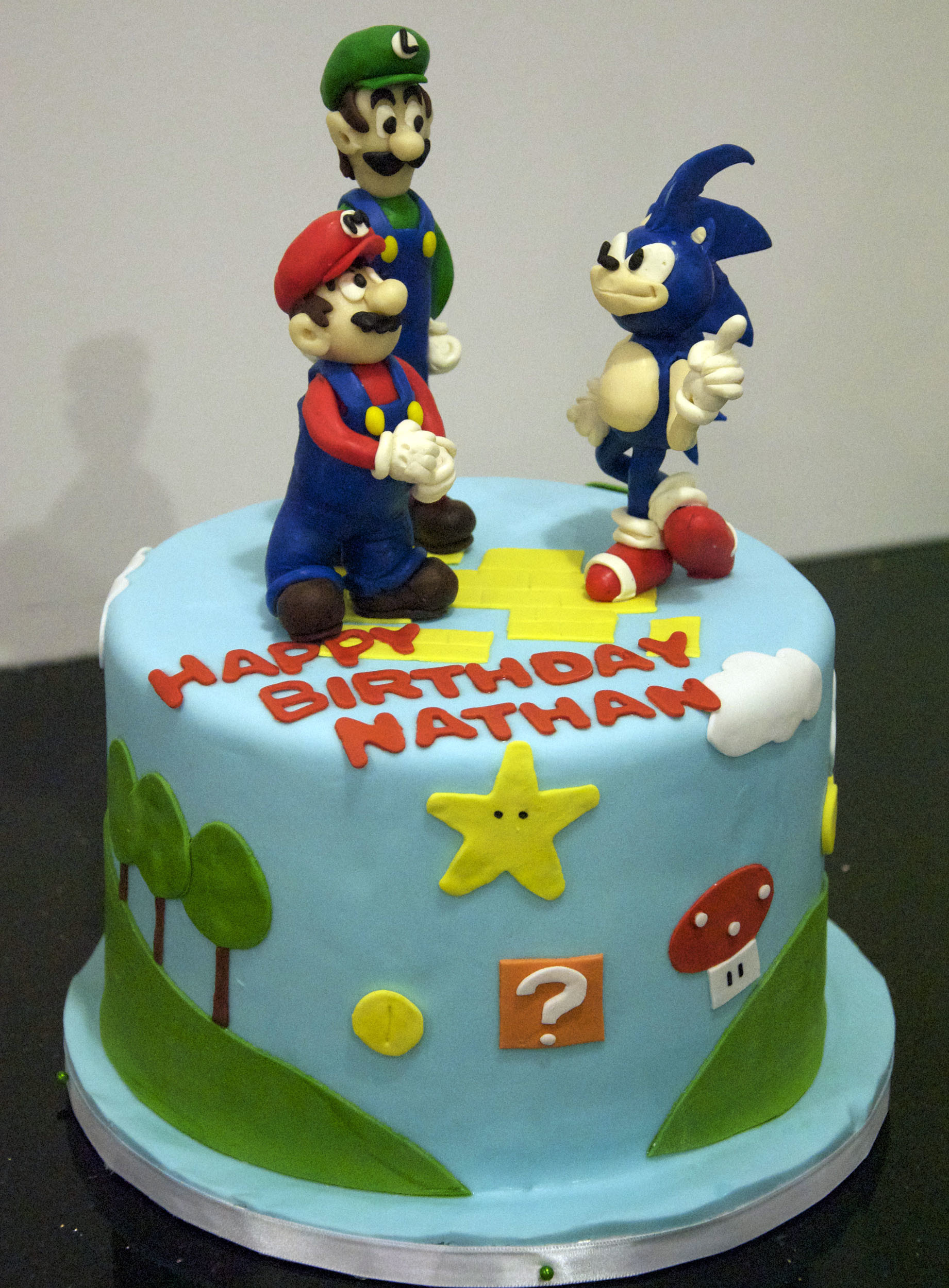 Super Mario, Luigi, Sonic, Torta di compleanno, Cake design, QHD+, sfondo per iPad e tablet