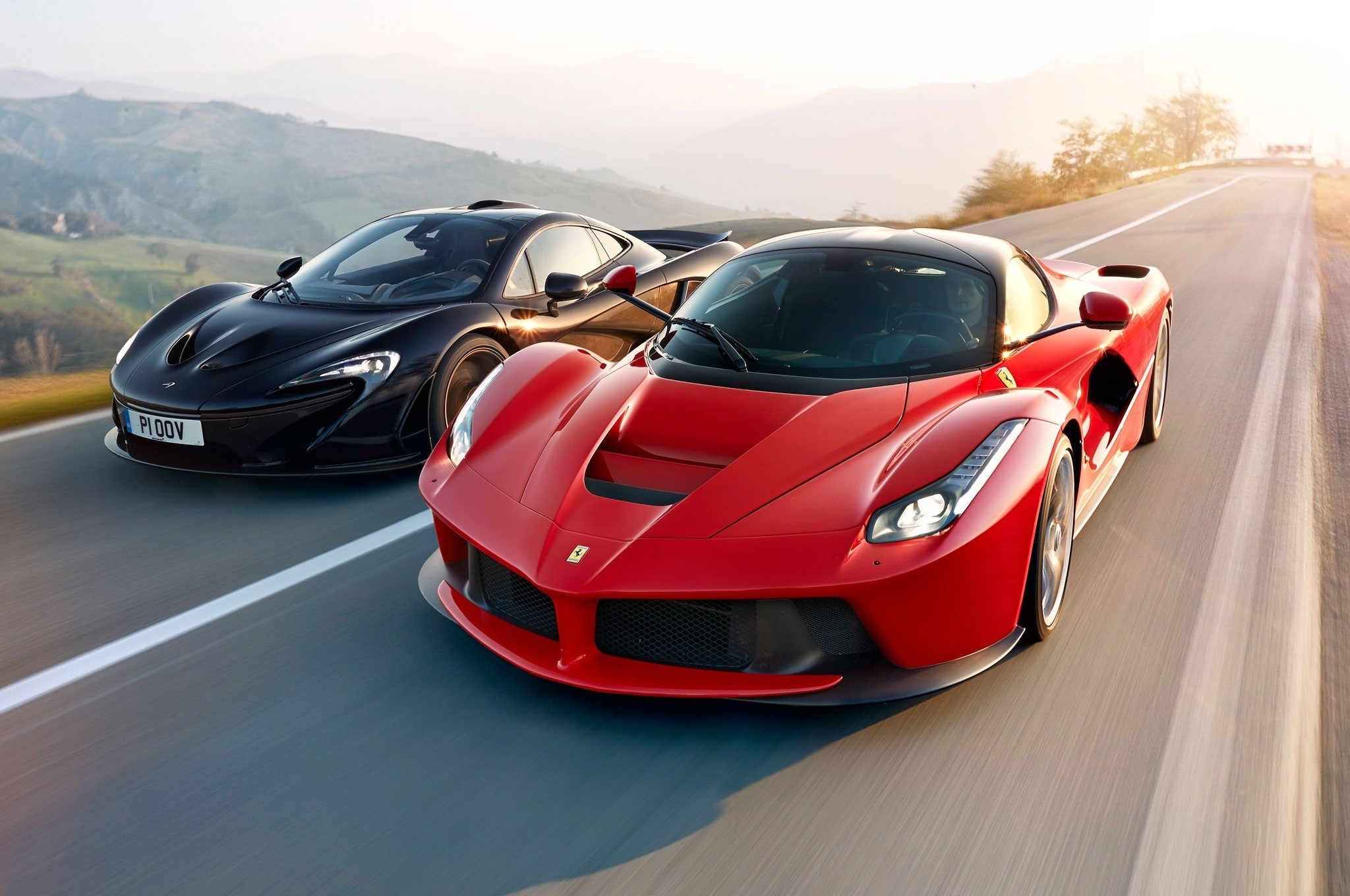 McLaren P1, Ferrari LaFerrari, Strada, Hypercar, Full HD, sfondo desktop