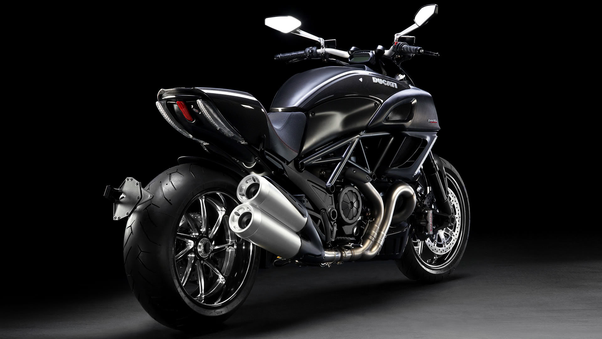 Ducati Diavel, Sfondo nero, Power cruiser, 16:9 Full HD, wallpaper widescreen