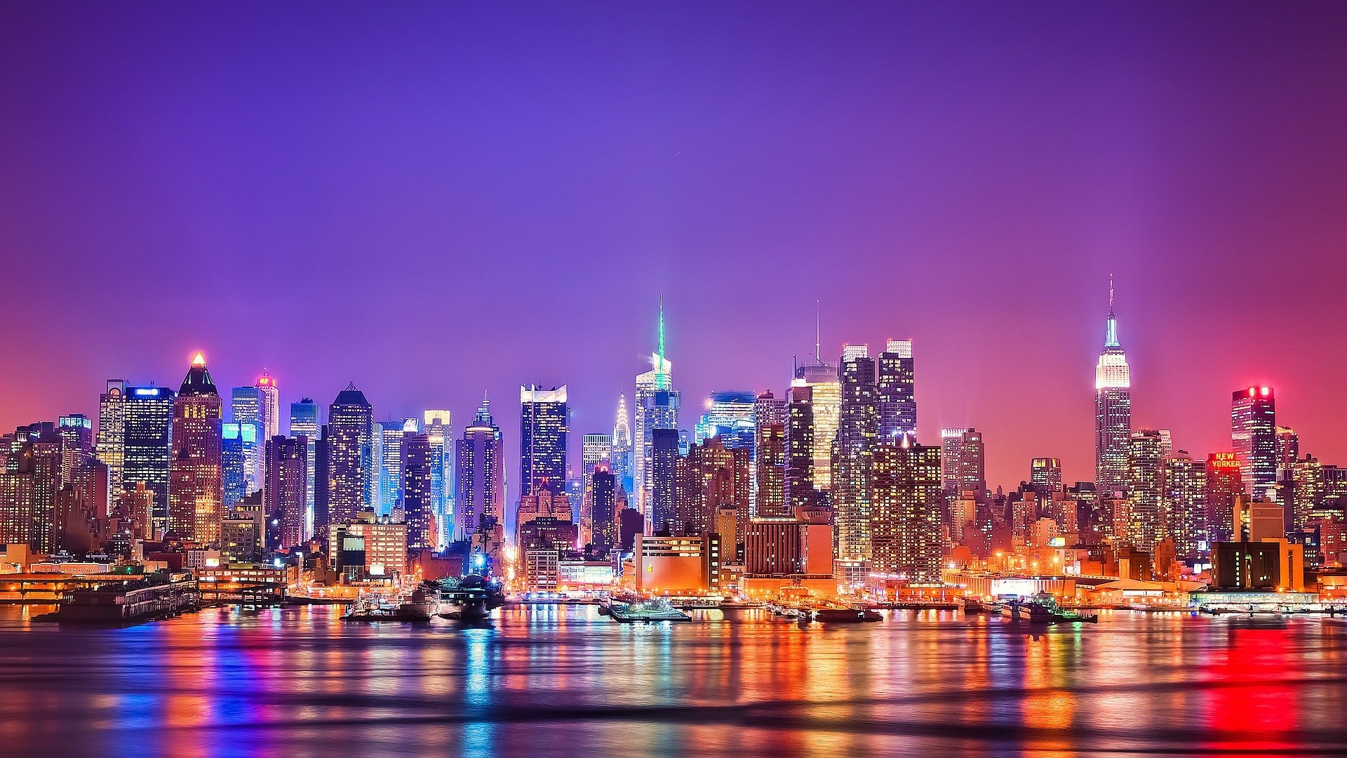 Skyline di Manhattan, Empire State Building, Notte, Riflesso, Luci colorate, wallpaper desktop