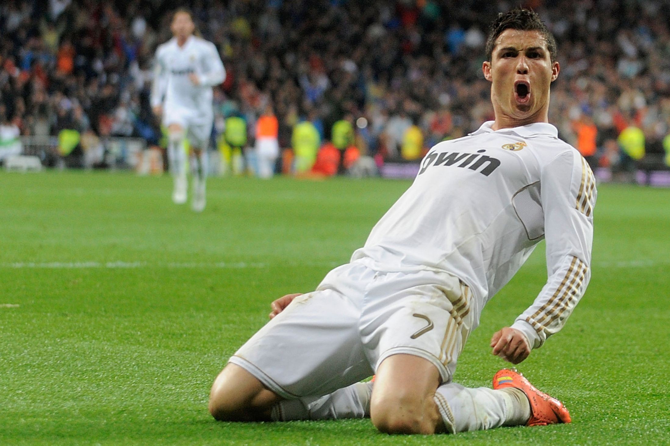 Cristiano Ronaldo, Real Madrid, Esultanza in scivolata, Stadio, Full HD, sfondo desktop