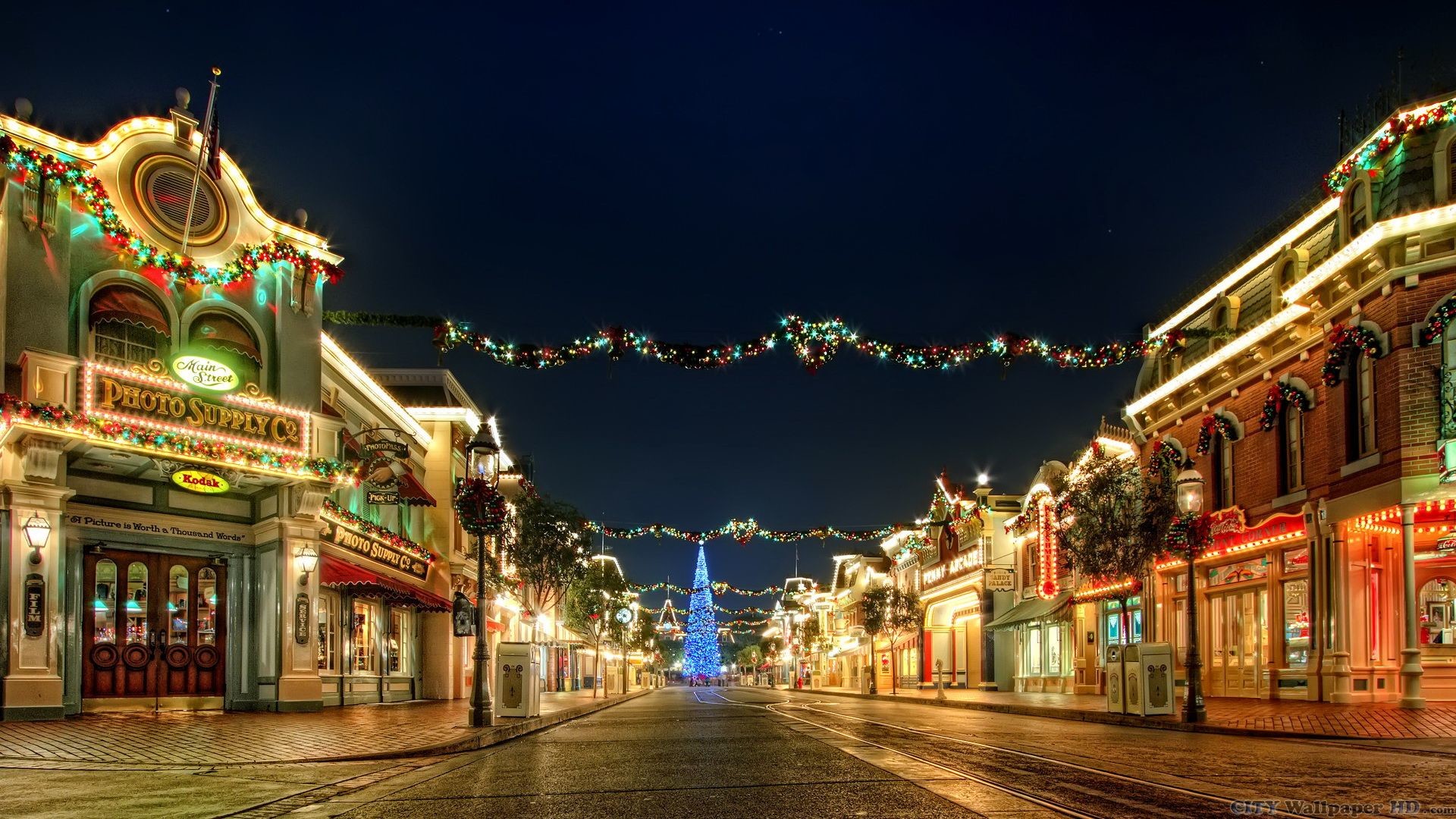 Main Street U.S.A., Disneyland, Luci natalizie, Ghirlande, Notte, Strada, sfondo widescreen Full HD