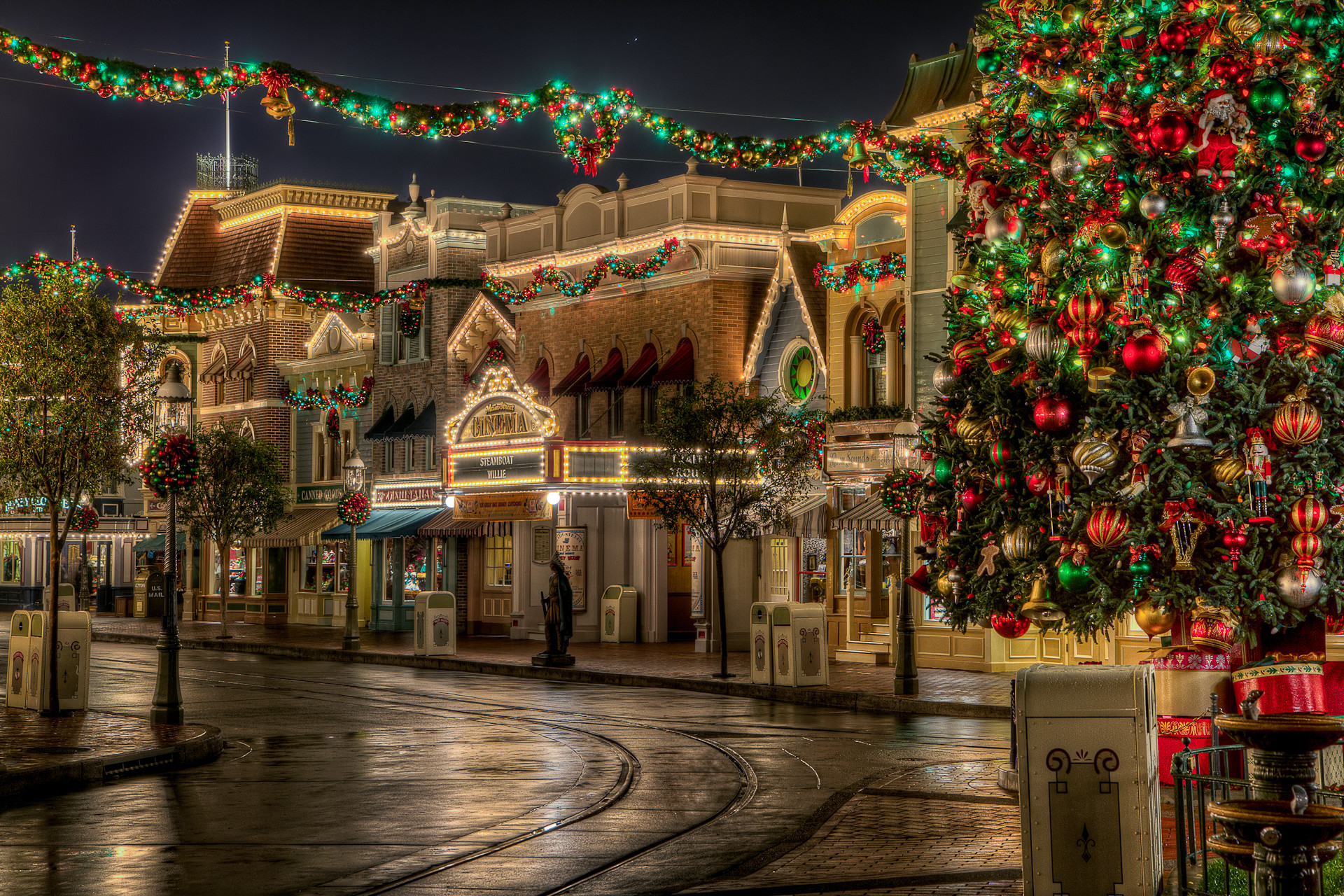 Main Street U.S.A., Disneyland, Albero di Natale, Notte, Ghirlande, sfondo desktop Full HD