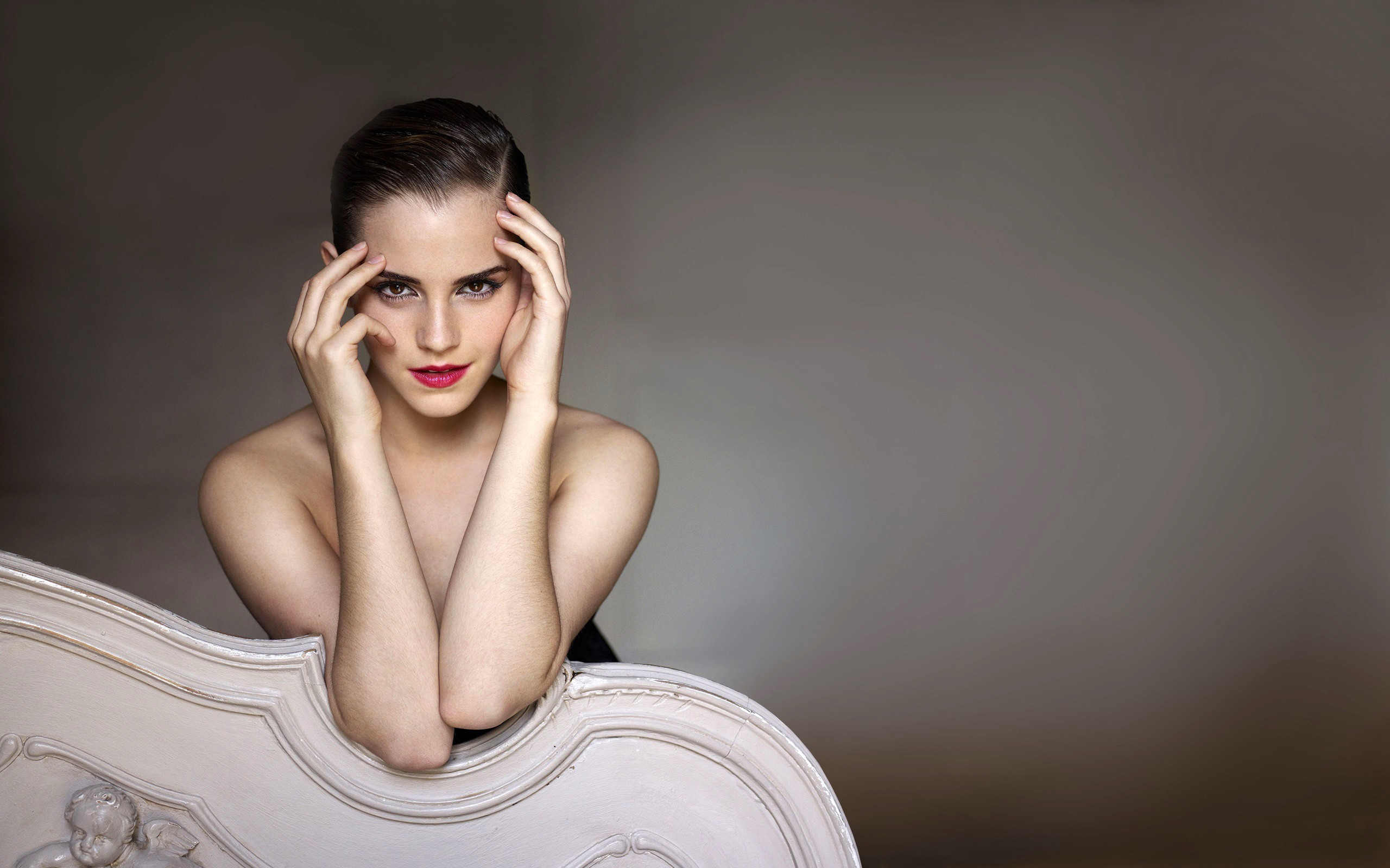Emma Watson, Rossetto, Studio, 2560x1600, sfondo MacBook Pro