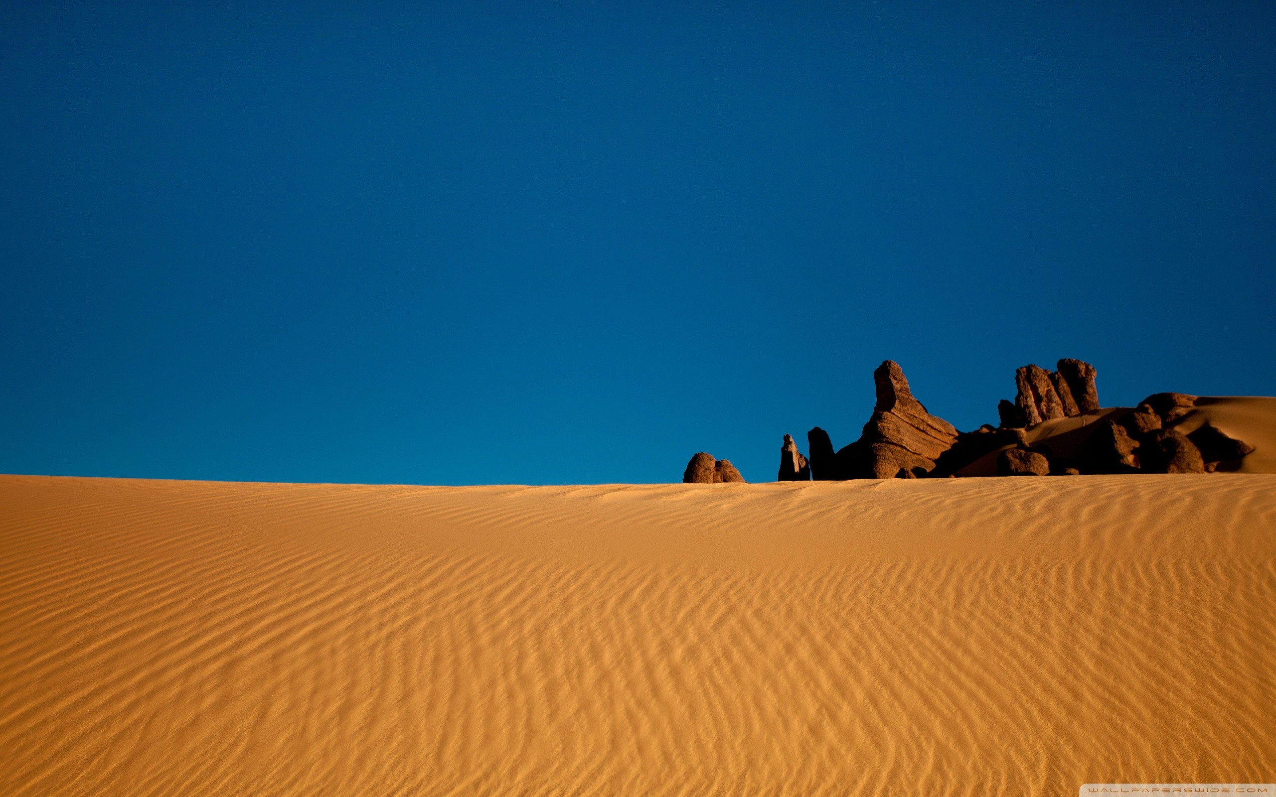 Duna di sabbia, Rocce, Cielo blu, Sahara, 2K, sfondo per portatile