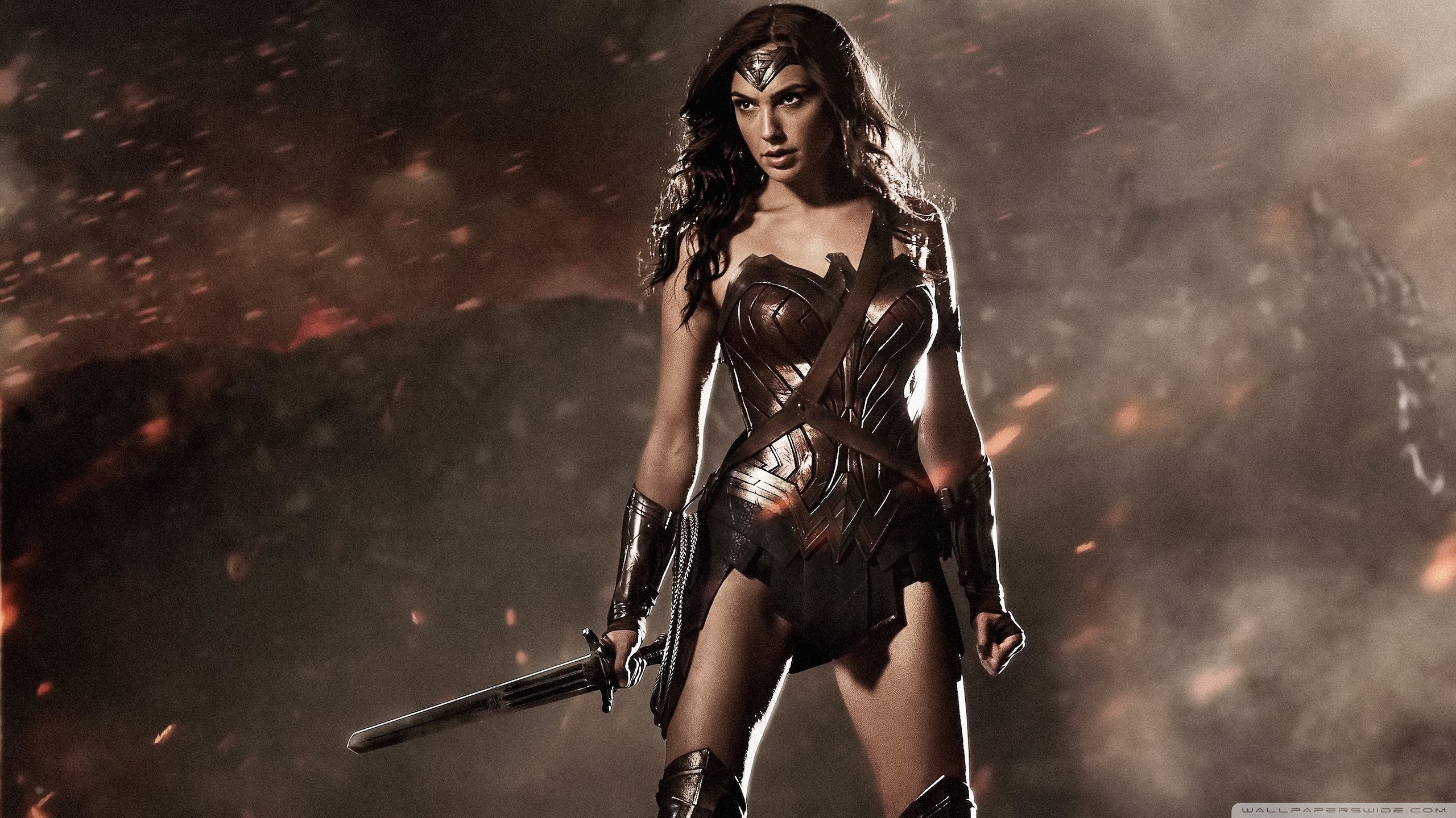 Wonder Woman, Gal Gadot, Batman v Superman: Dawn of Justice, Spada, sfondo widescreen 2K